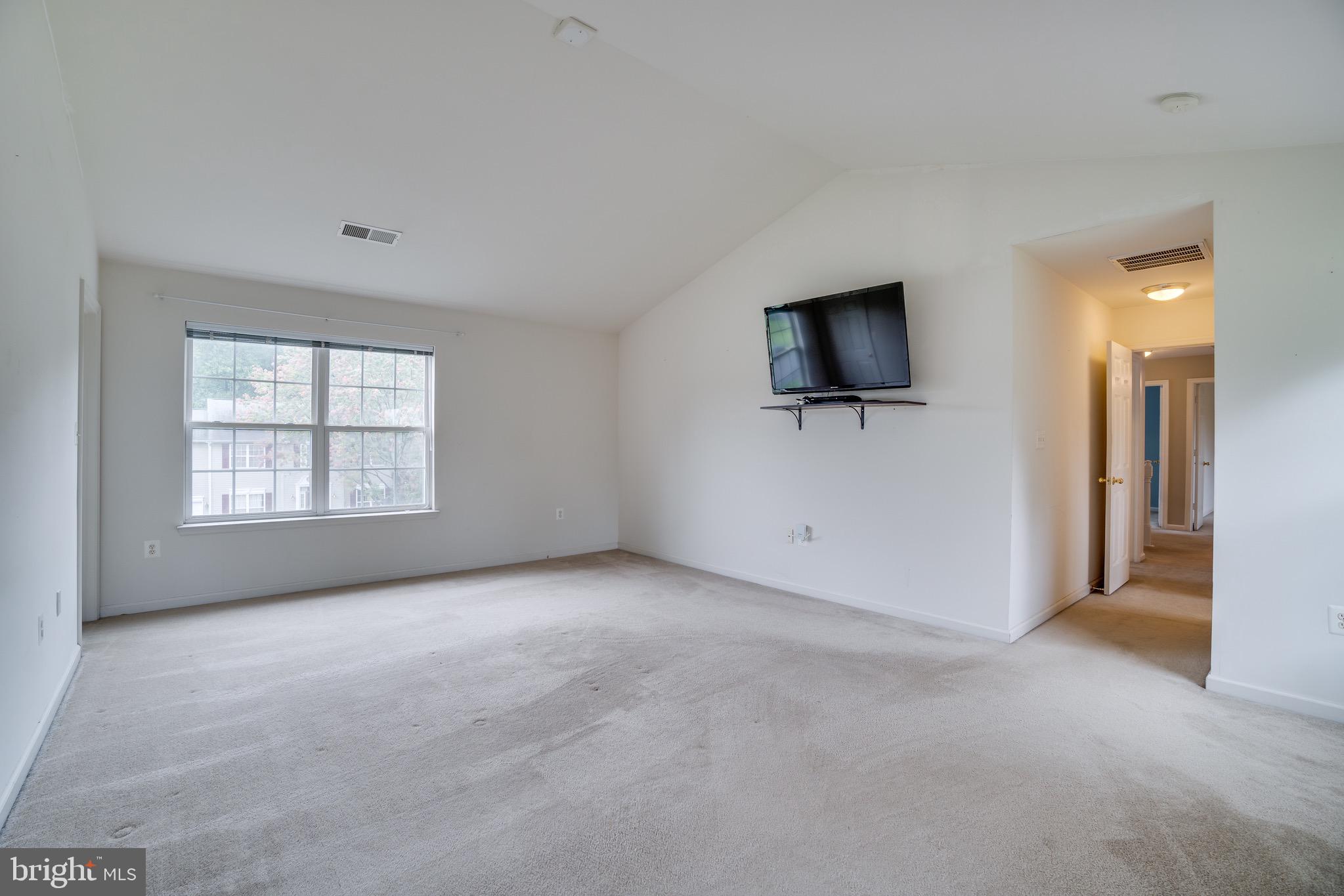 STAFFORD OAKS - Residential