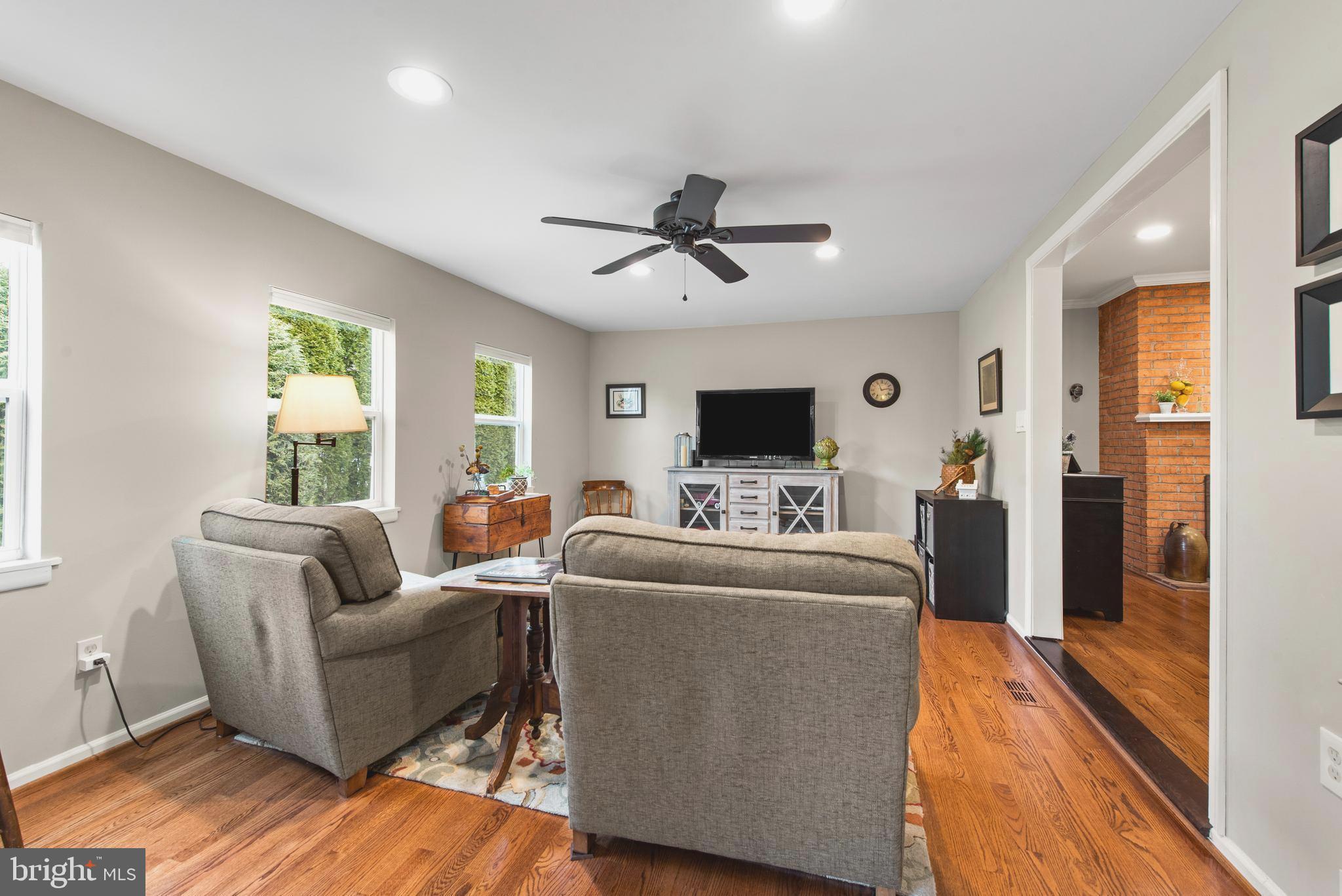 SPRINGDALE - Residential