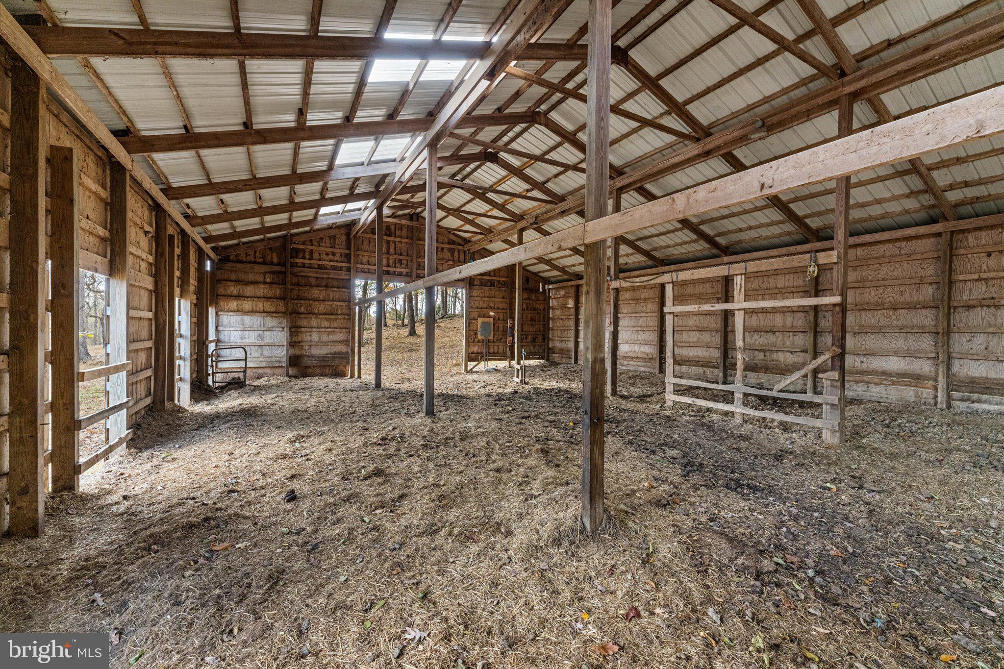 BLUE RIDGE CHASE - Residential