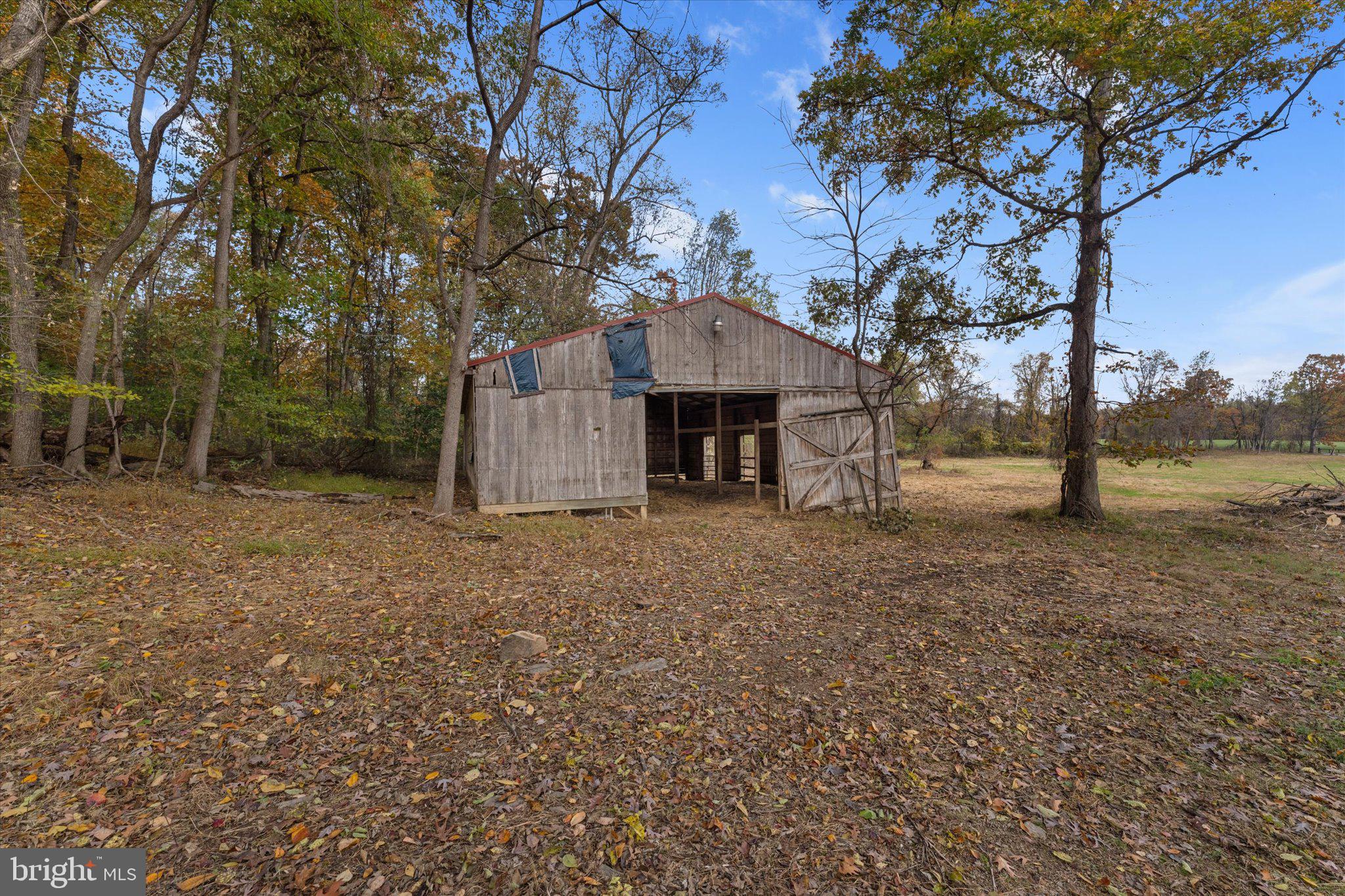 BLUE RIDGE CHASE - Residential