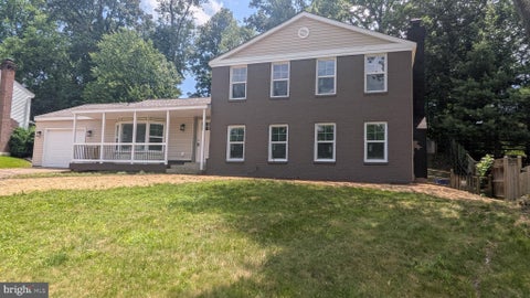 Photo of LEESBURG, VA 20175 (MLS # VALO2128080)