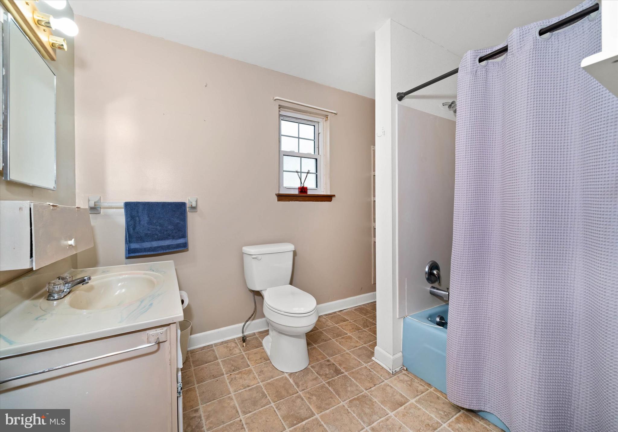 LOWER OXFORD TWP - Residential