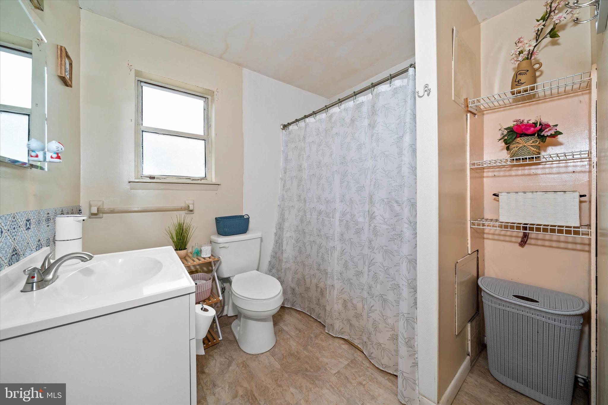 LOWER OXFORD TWP - Residential