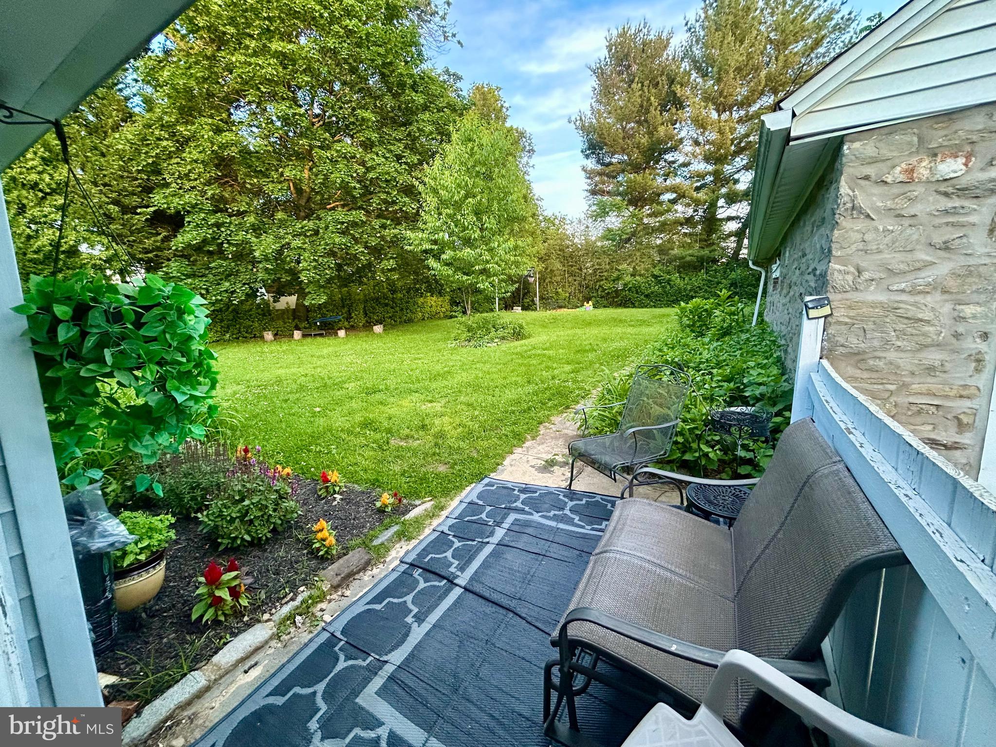 ARONIMINK ESTATES - Residential