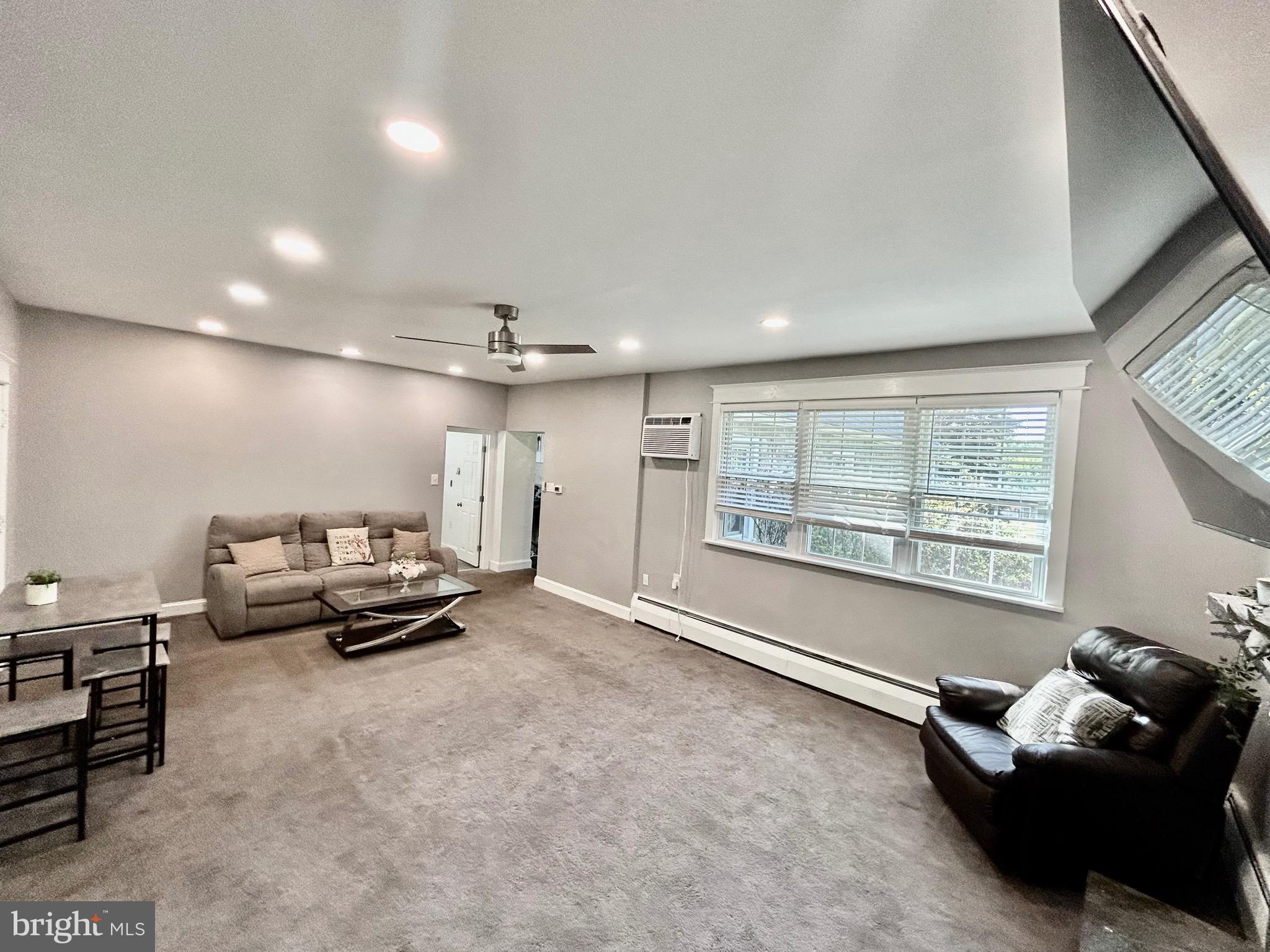 ARONIMINK ESTATES - Residential