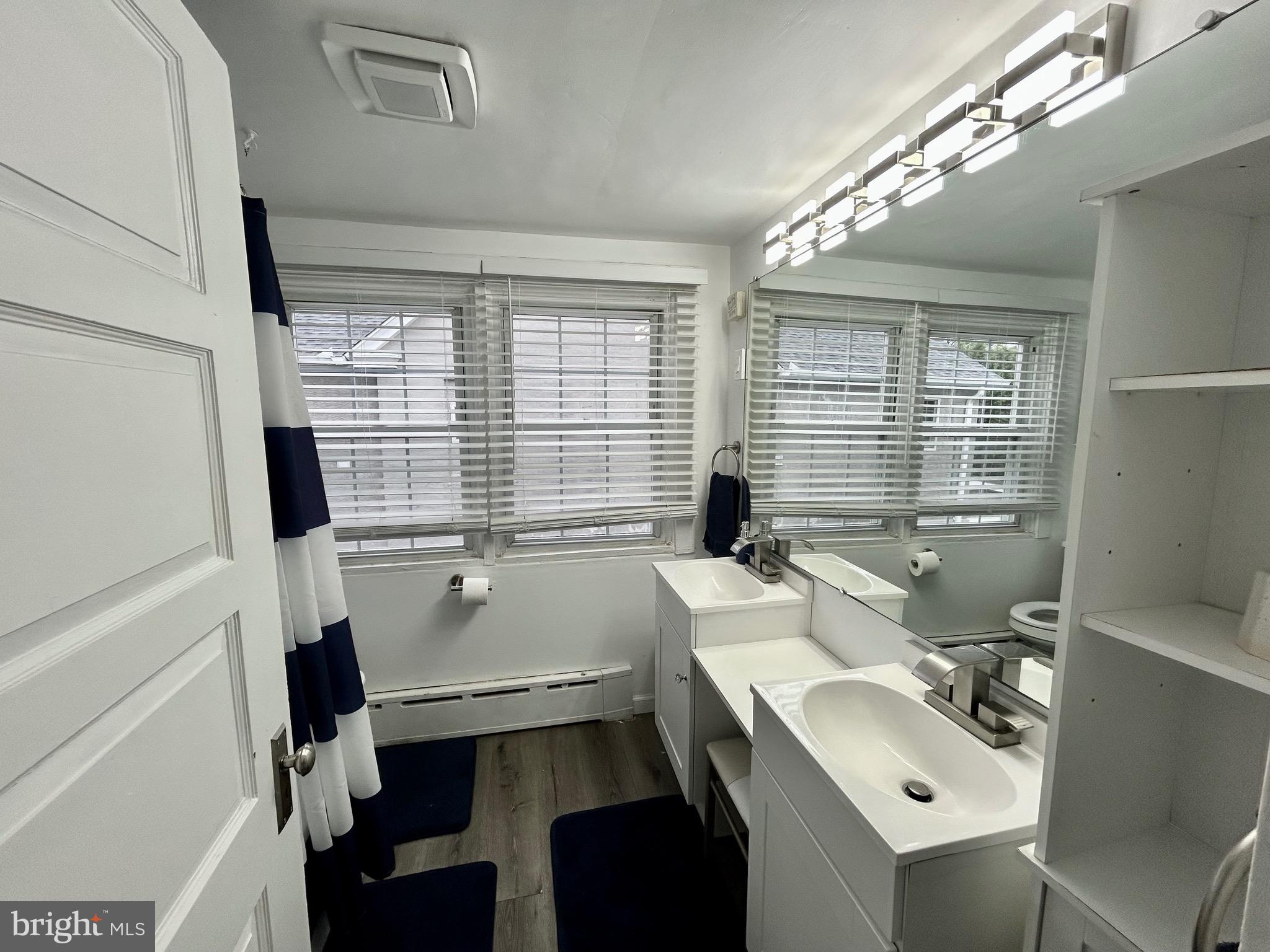 ARONIMINK ESTATES - Residential