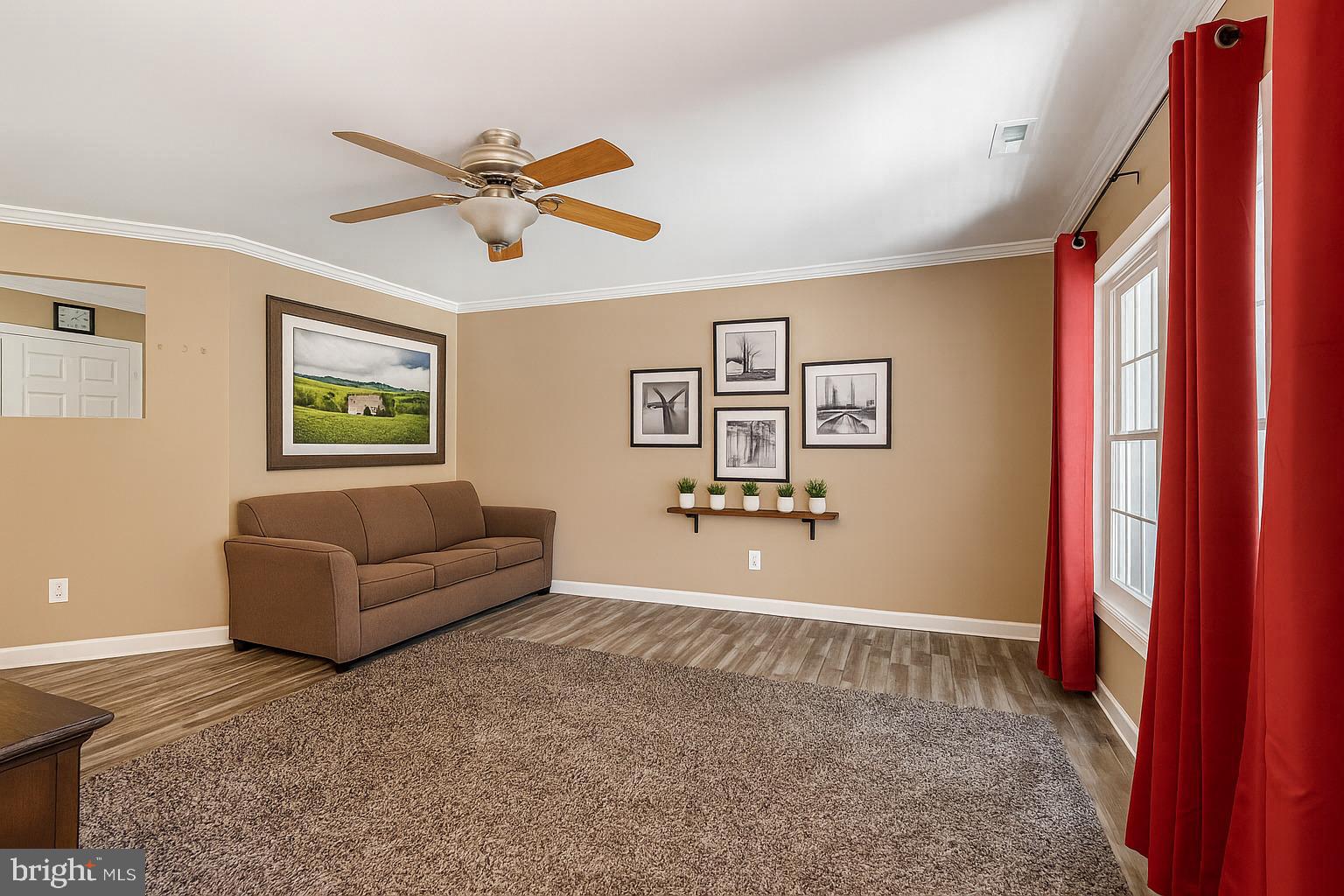 RIVERSIDE STATION - Residential