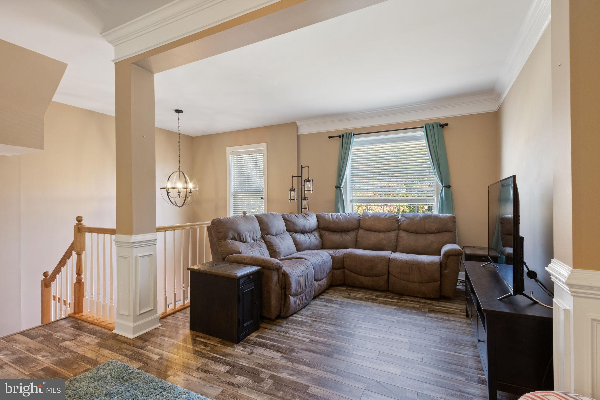 RIVERSIDE STATION - Residential