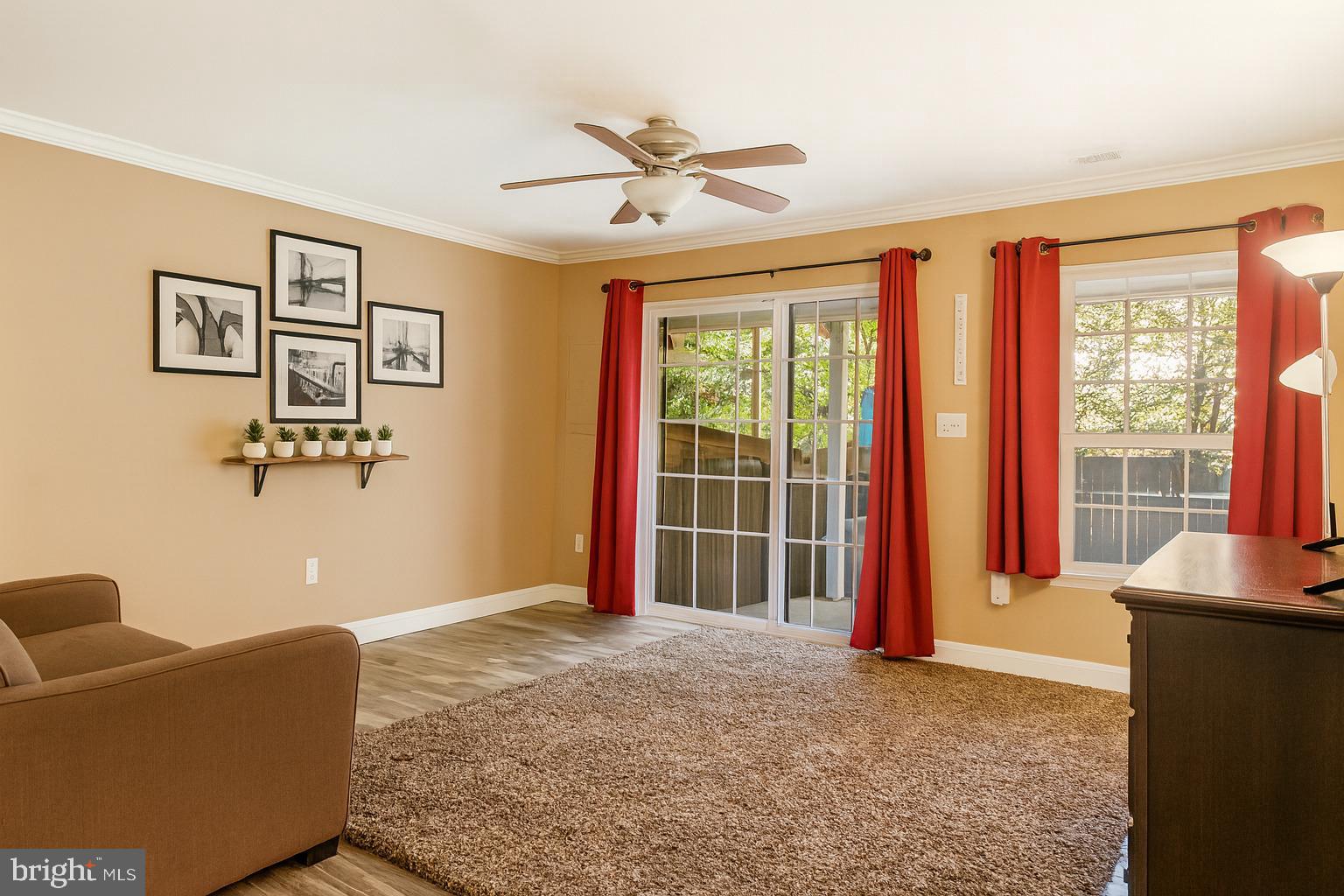 RIVERSIDE STATION - Residential