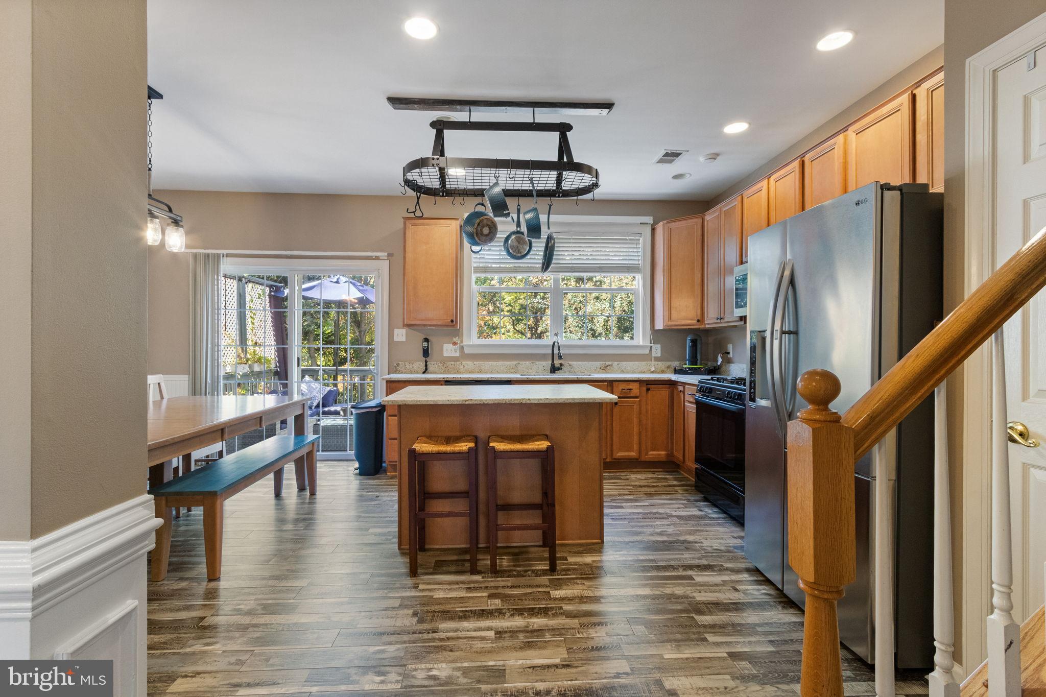 RIVERSIDE STATION - Residential