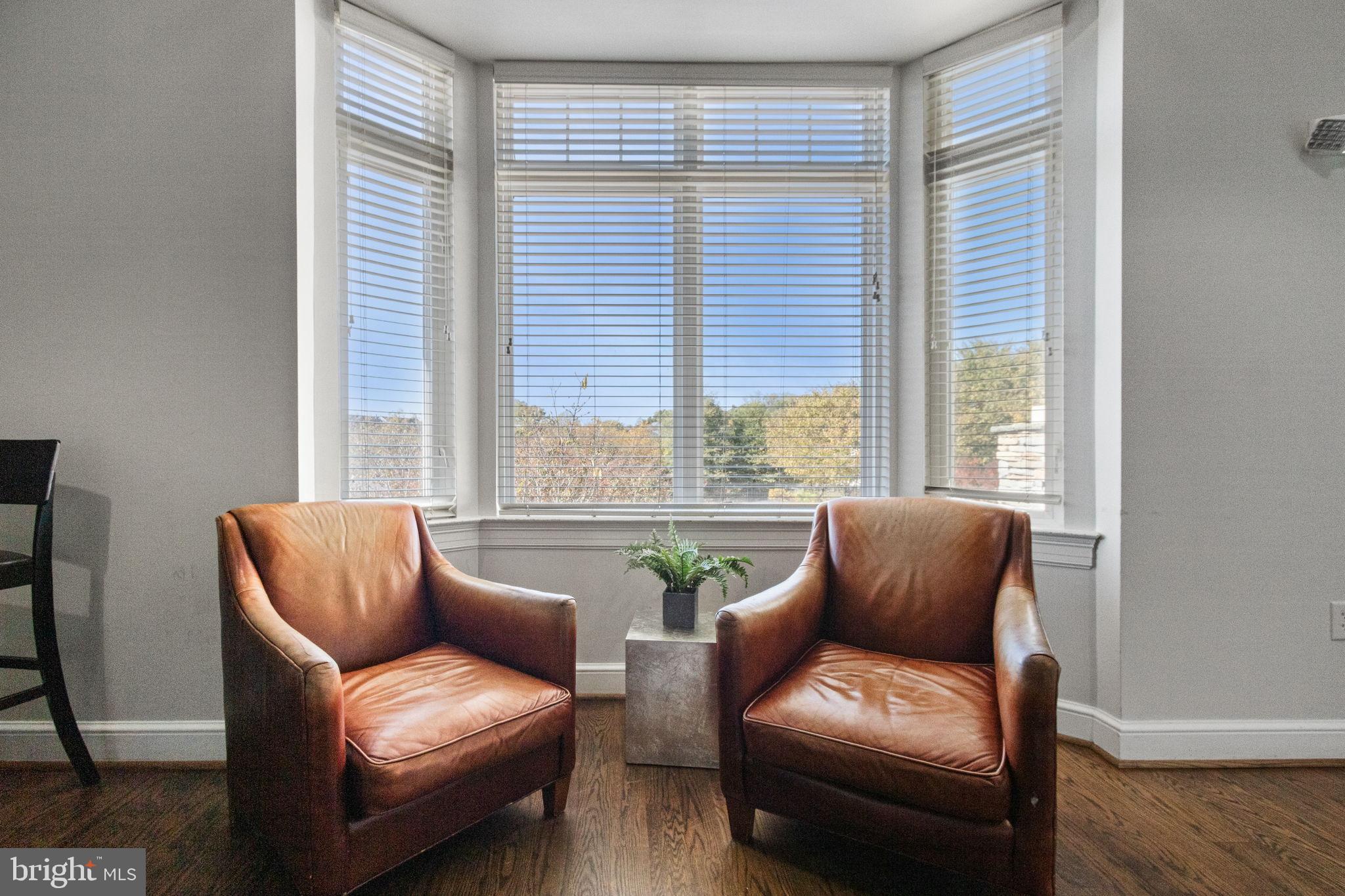 RIVERSIDE STATION - Residential