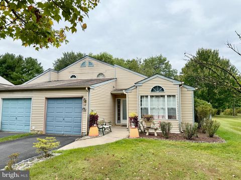 12 KERN DRIVE PERKASIE PA 18944