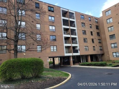 Photo of 6713 Park Heights Avenue #103, BALTIMORE, MD 21215 (MLS # MDBA2209358)