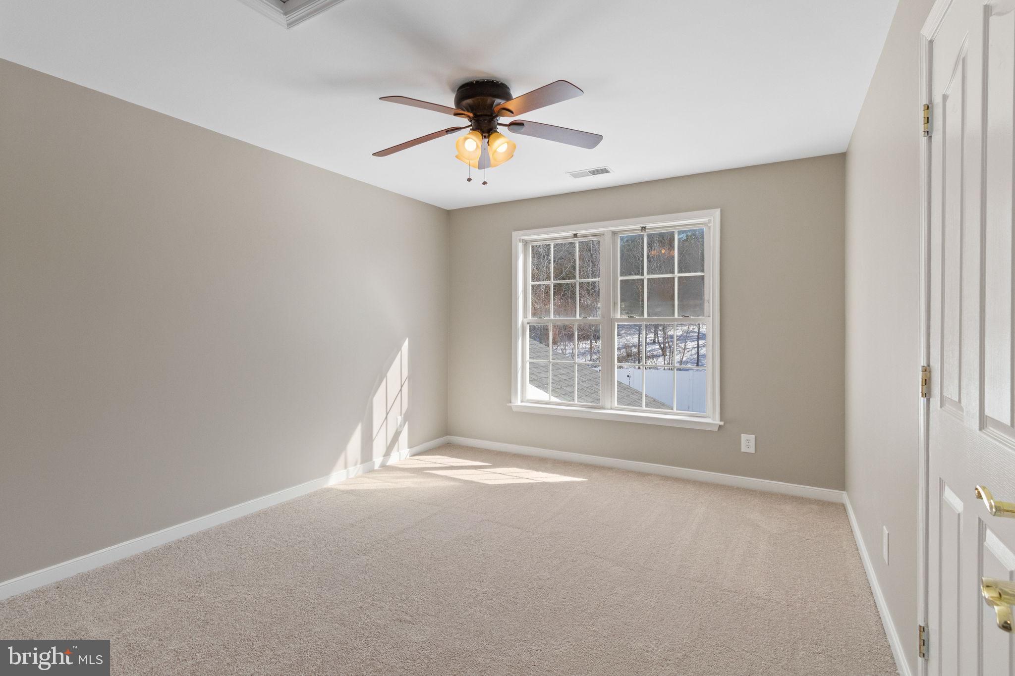 ROYAL OAKS - Residential