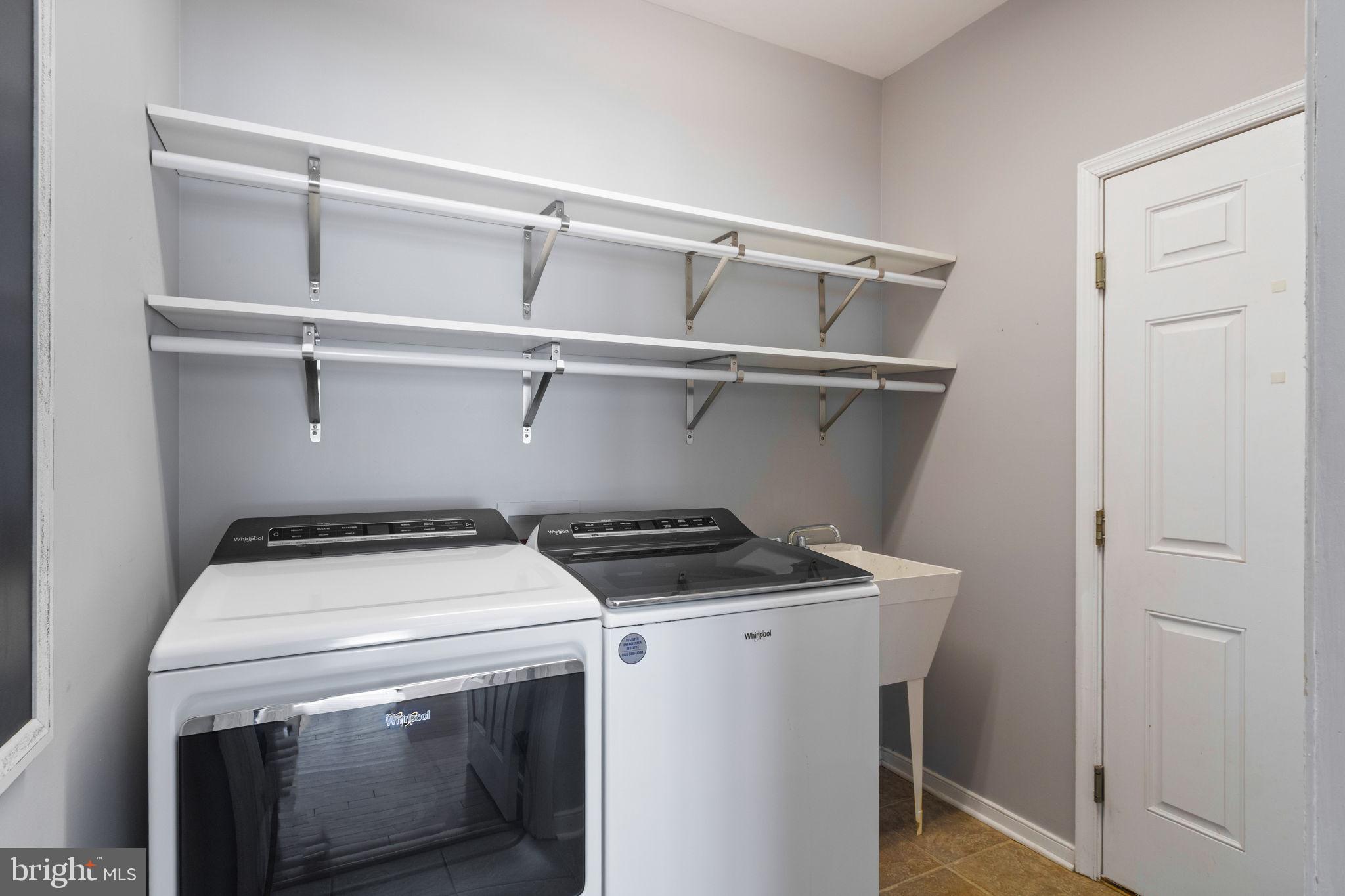 ROYAL OAKS - Residential