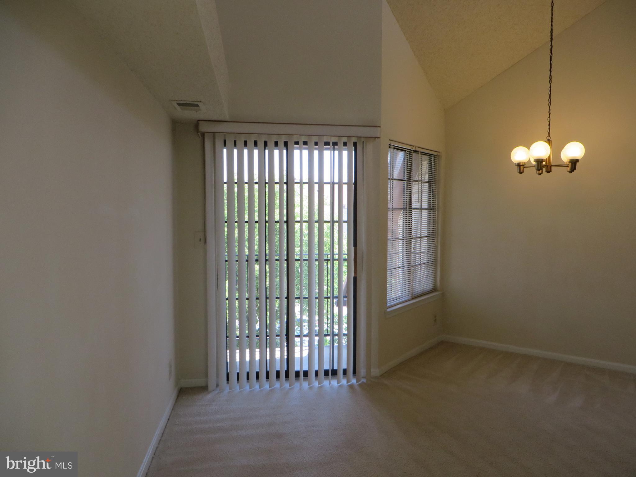 TIERS OF MANCHESTER LAKES - Residential Lease