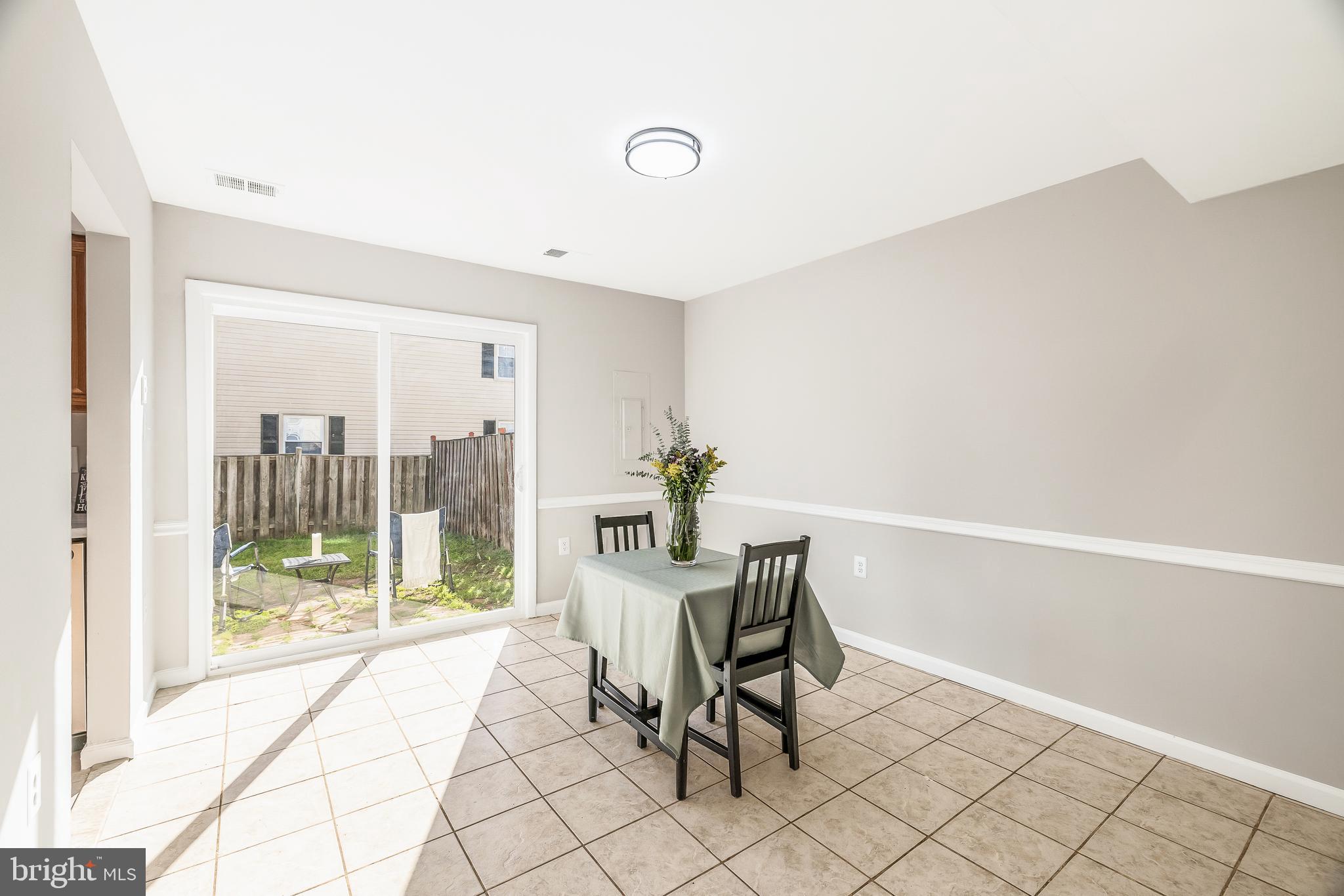 BRISTOE STATION - Residential