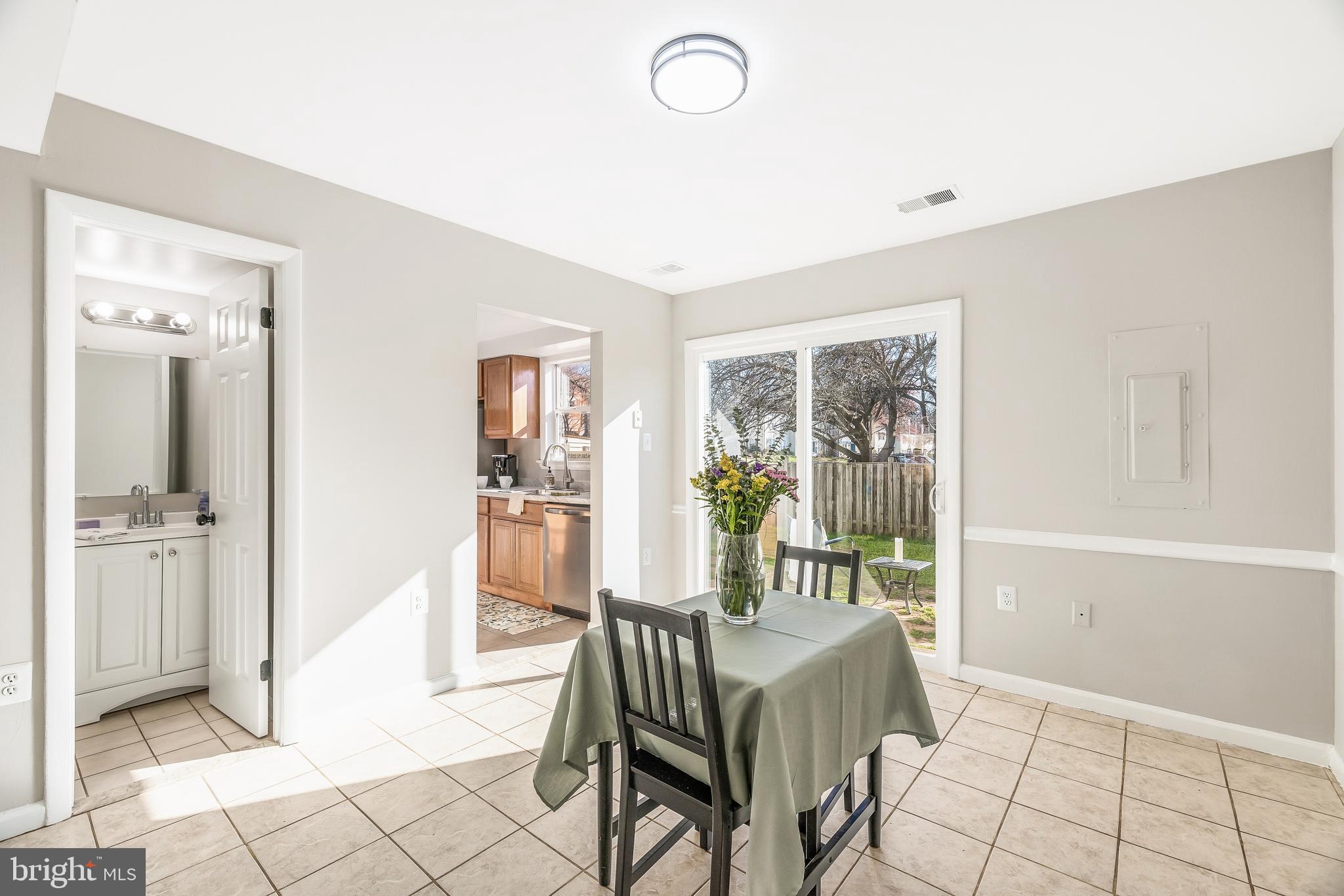 BRISTOE STATION - Residential