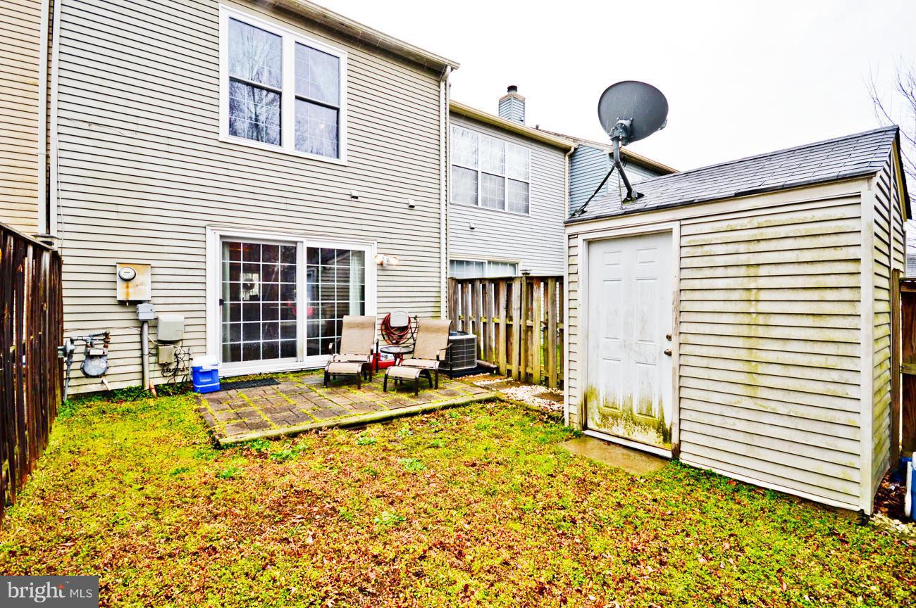 WOODSTONE - Residential Lease