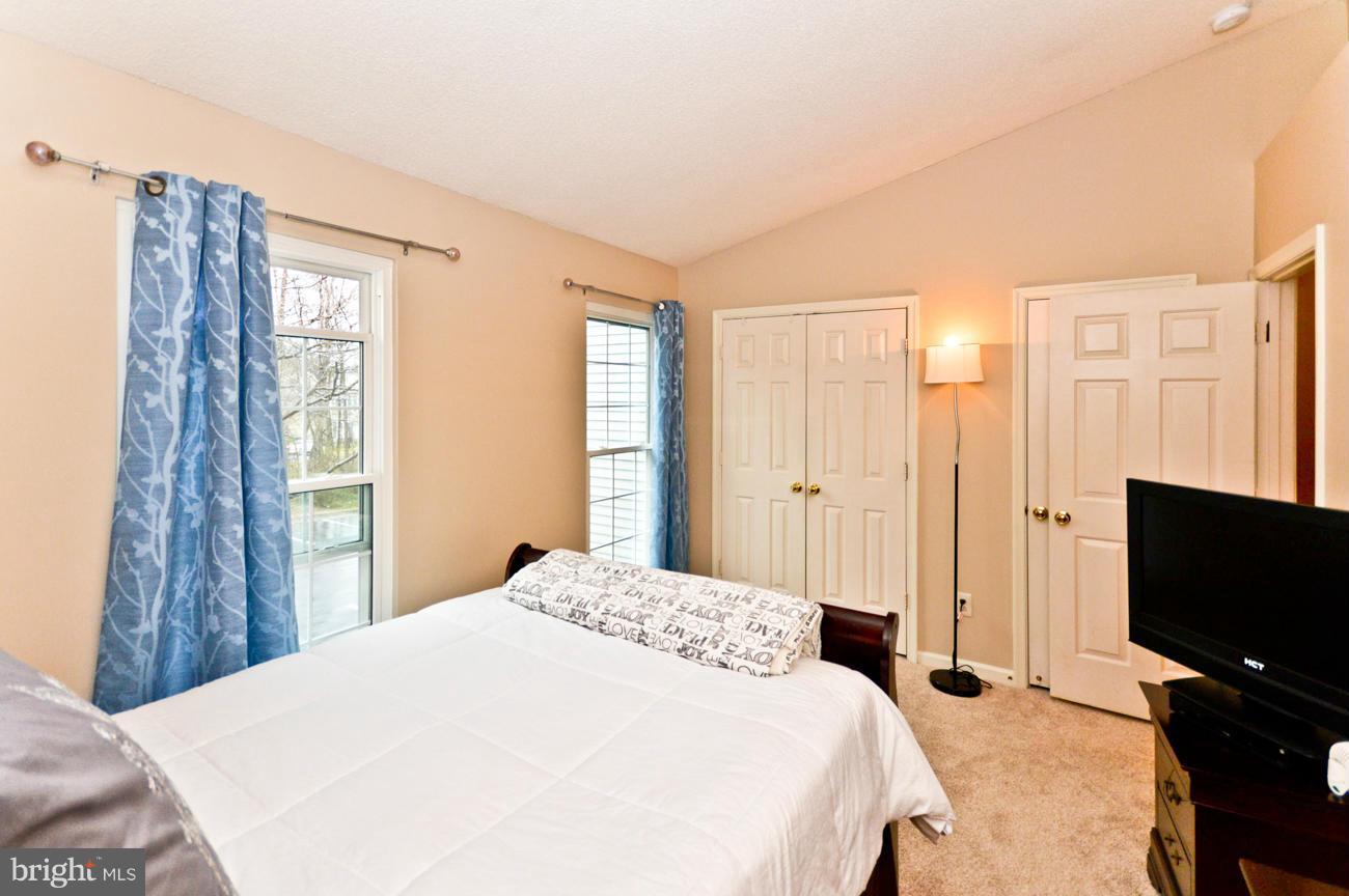 WOODSTONE - Residential Lease