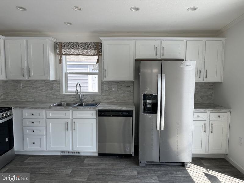 CEDAR MANOR MHP - Residential