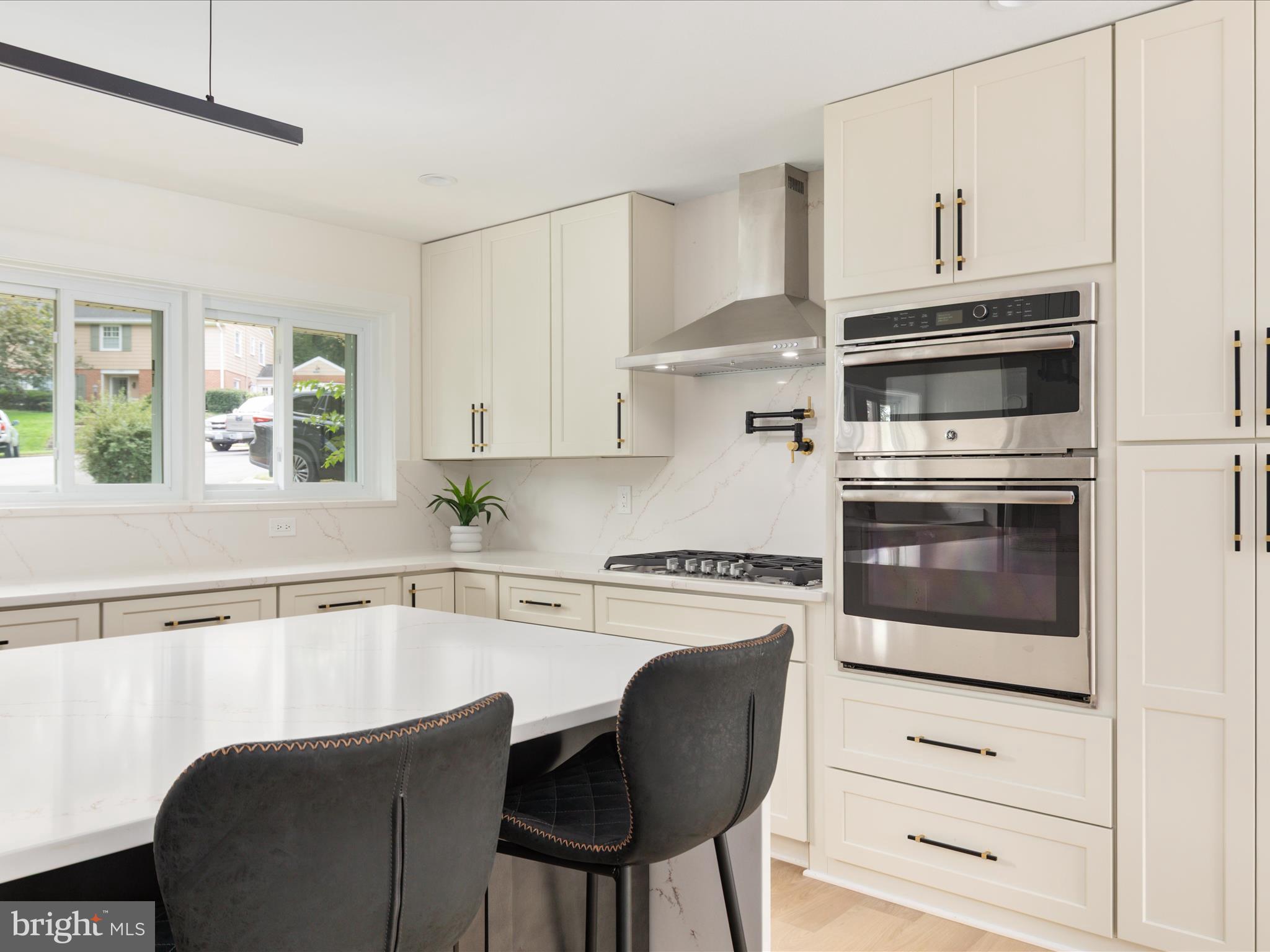 WESTGROVE - Residential Lease