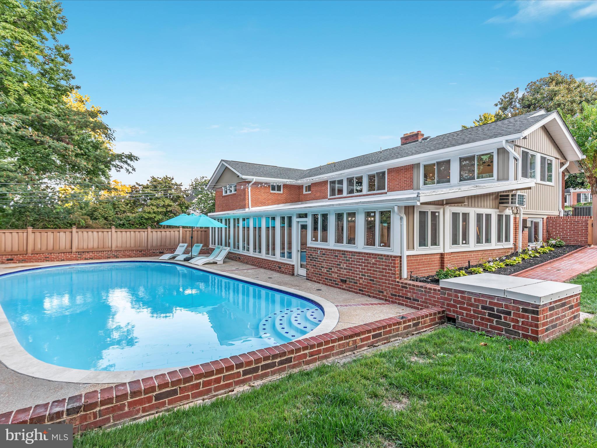 WESTGROVE - Residential Lease