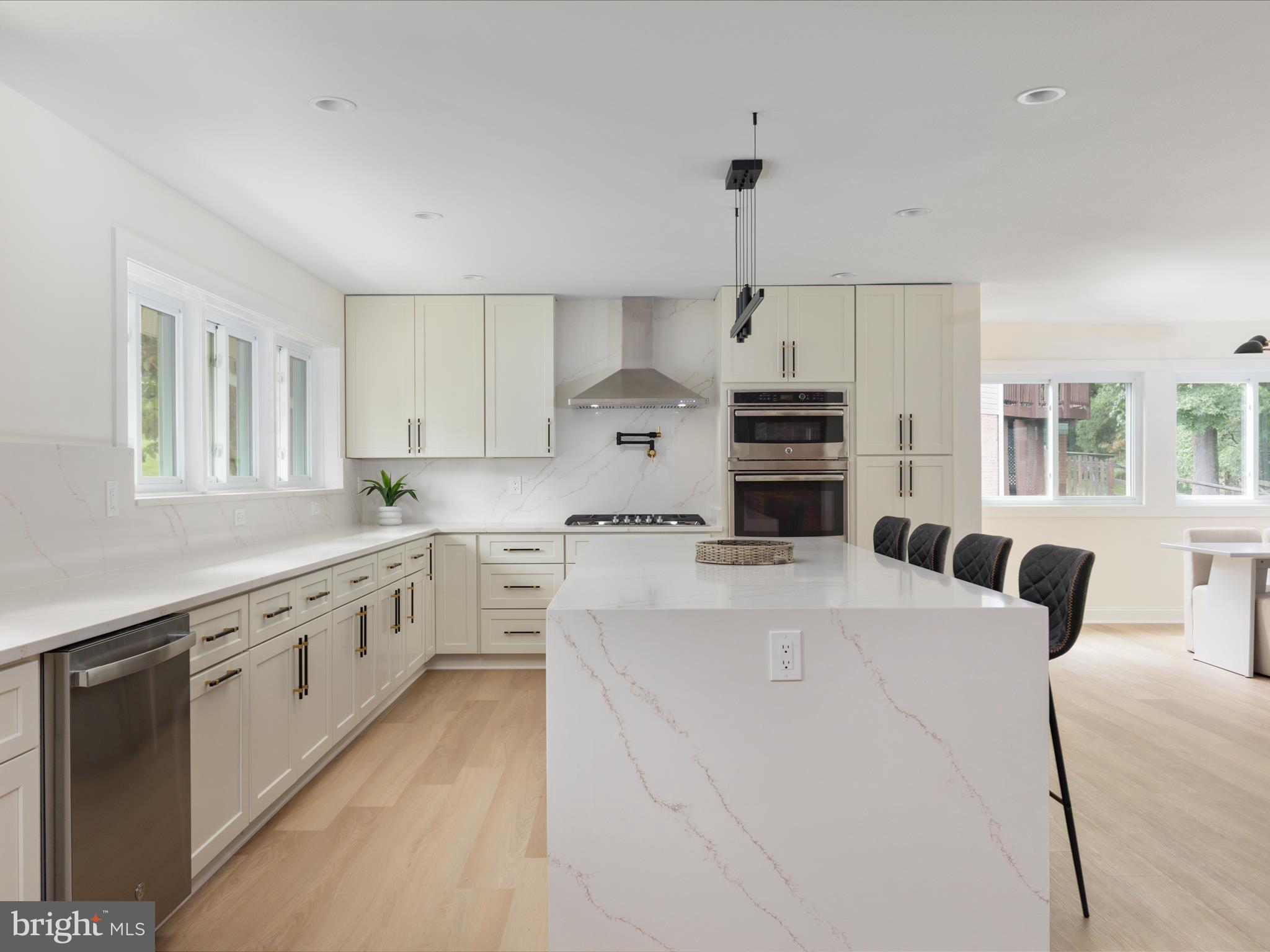 WESTGROVE - Residential Lease