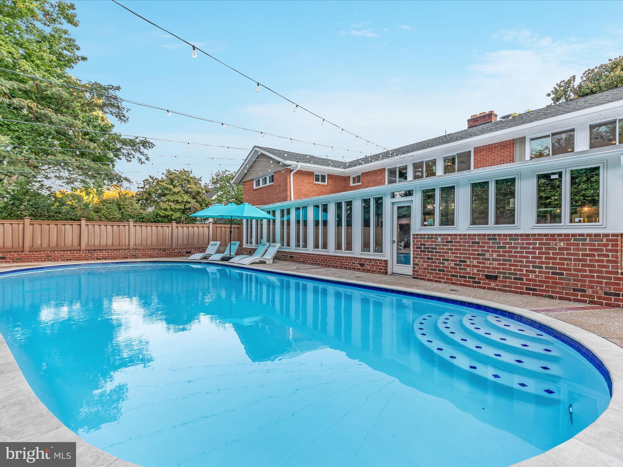 WESTGROVE - Residential Lease