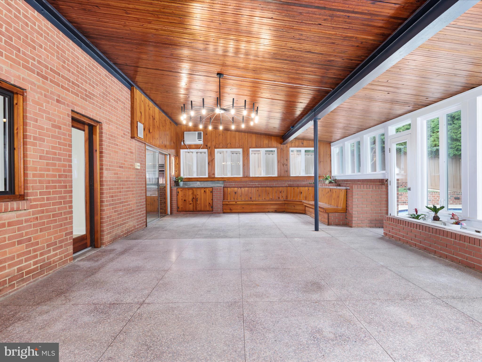 WESTGROVE - Residential Lease