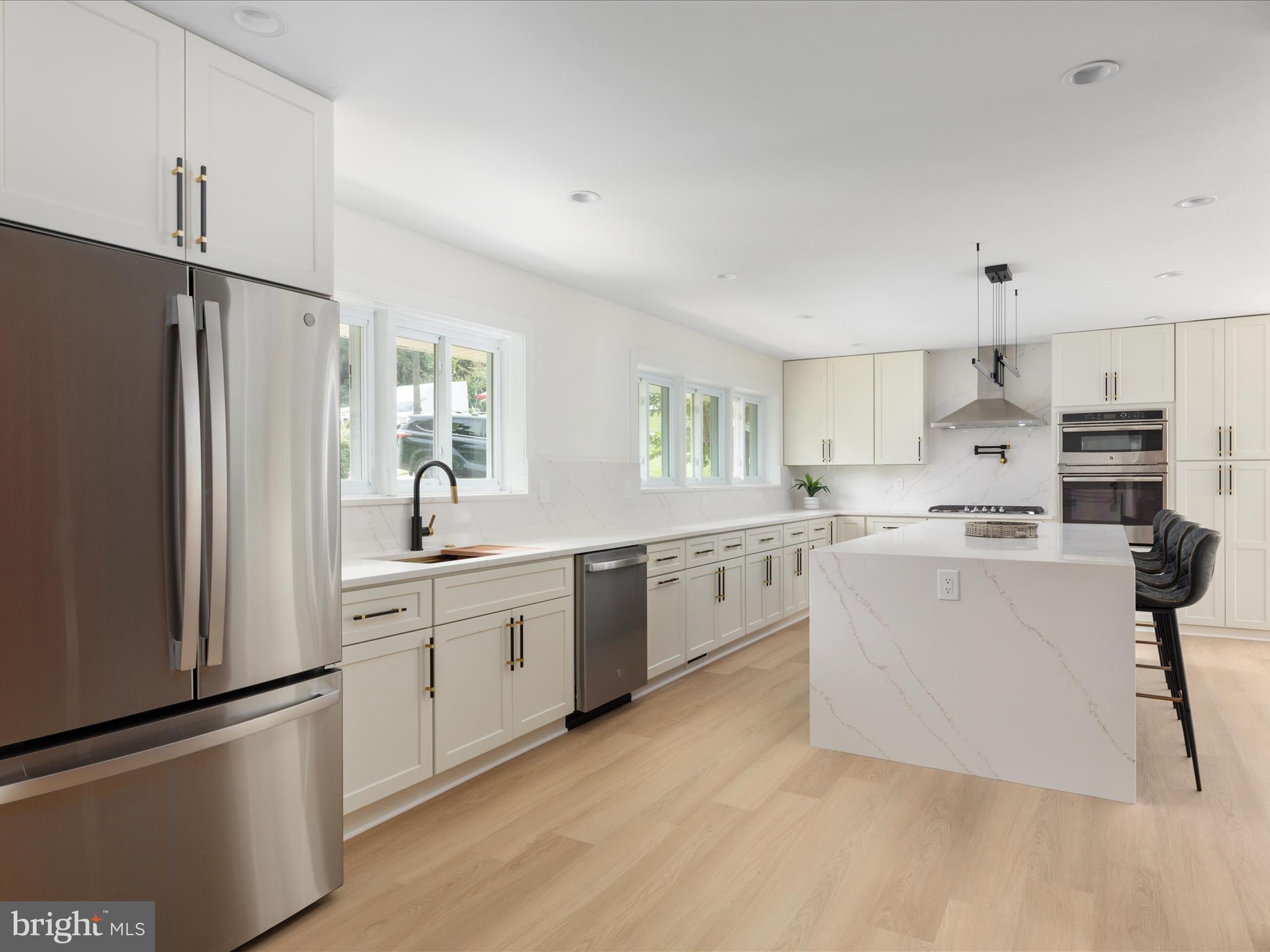 WESTGROVE - Residential Lease