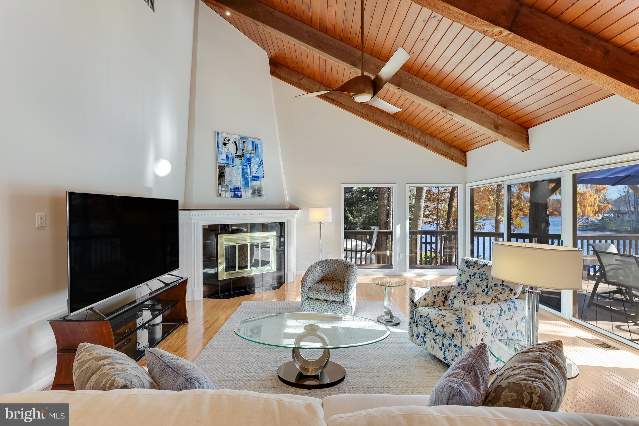 RESTON - Residential