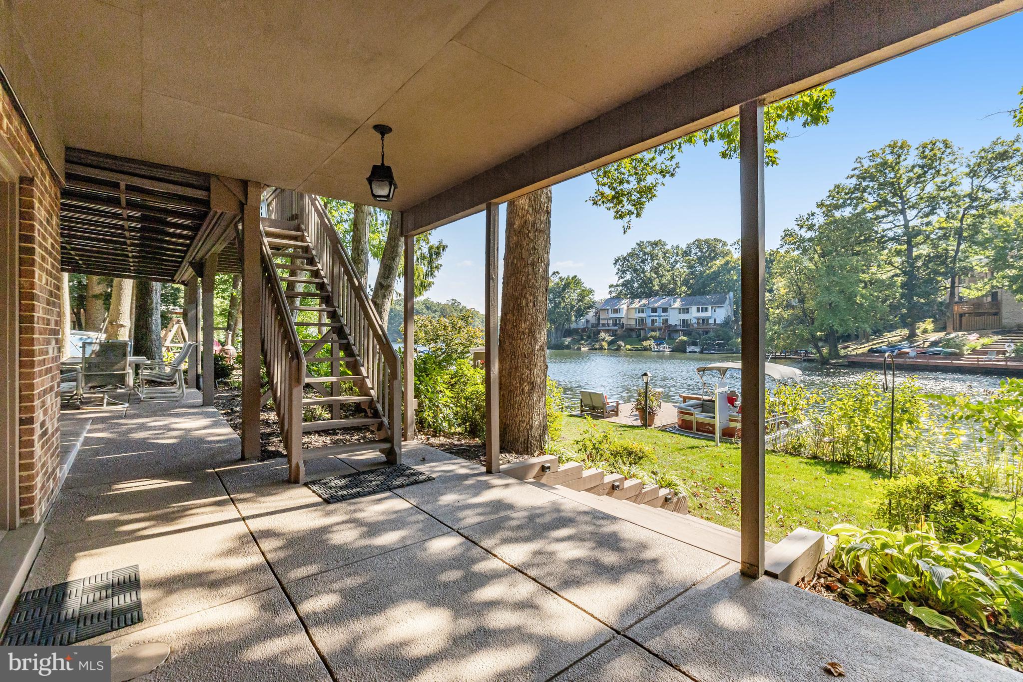 RESTON - Residential