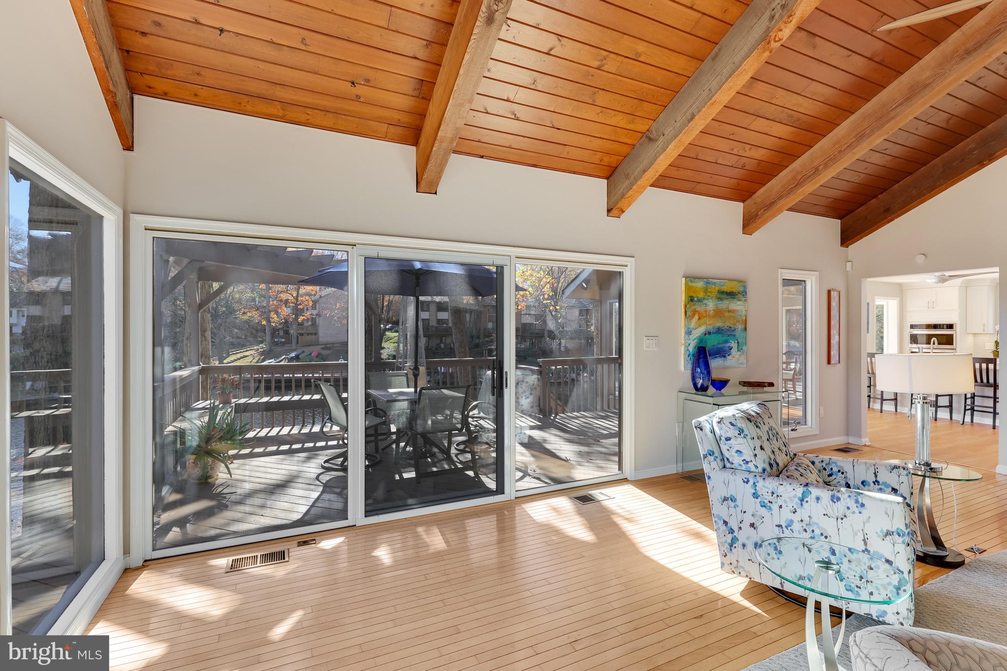 RESTON - Residential