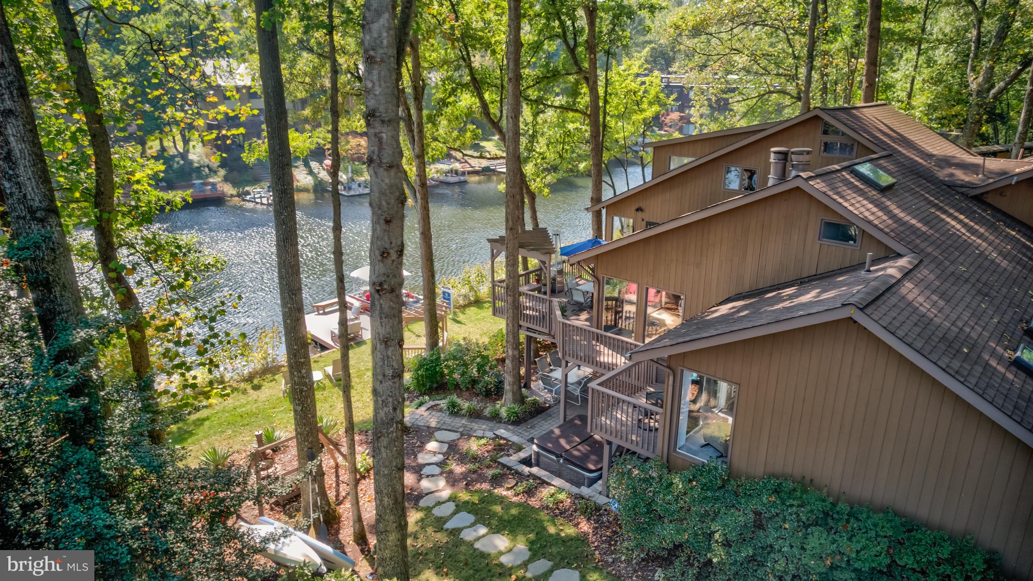 RESTON - Residential