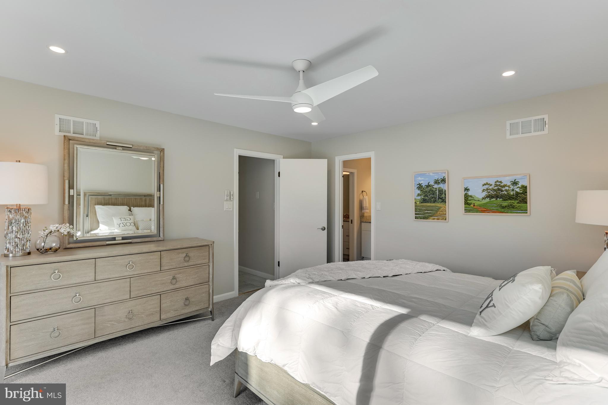 RESTON - Residential