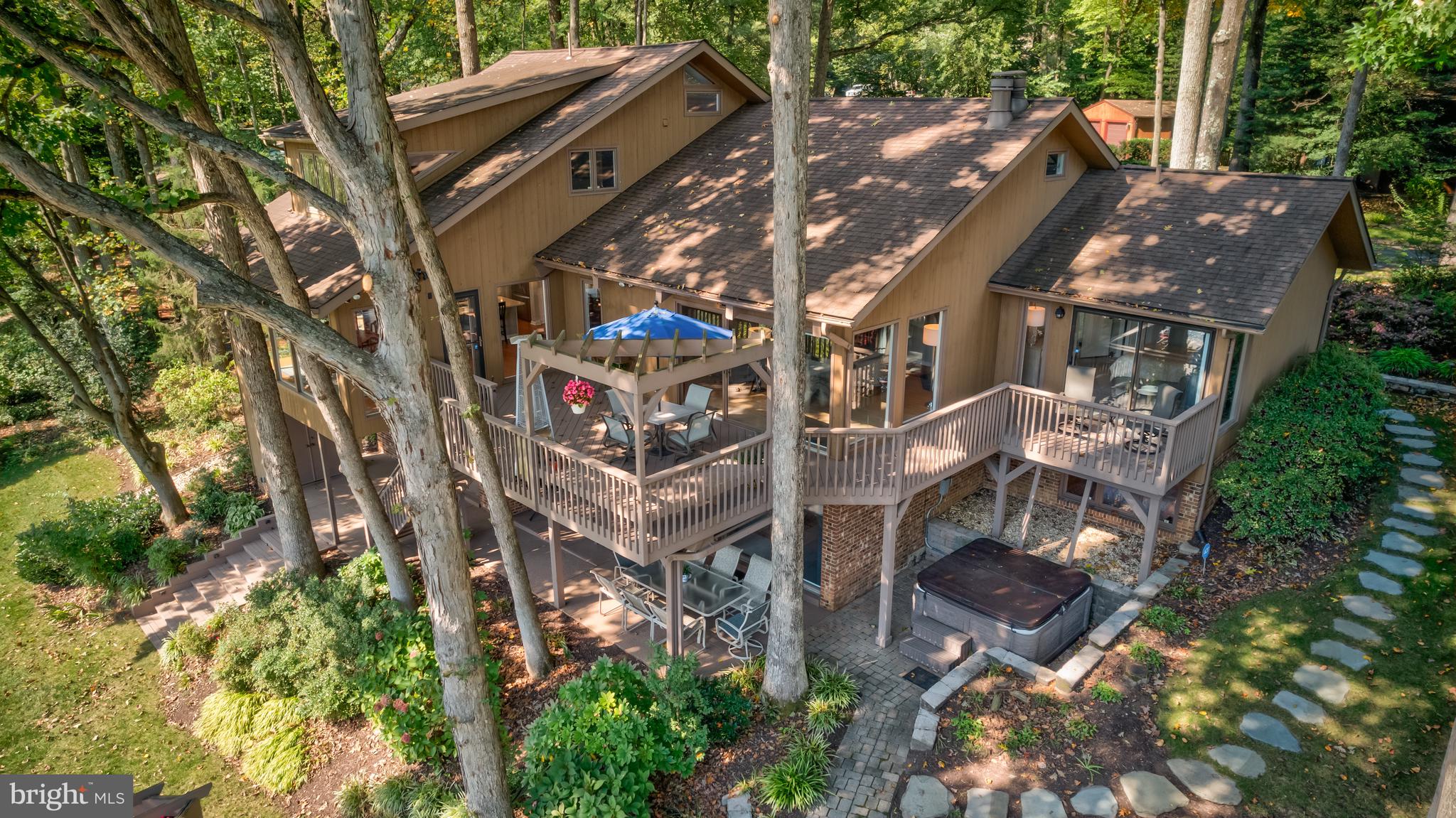 RESTON - Residential