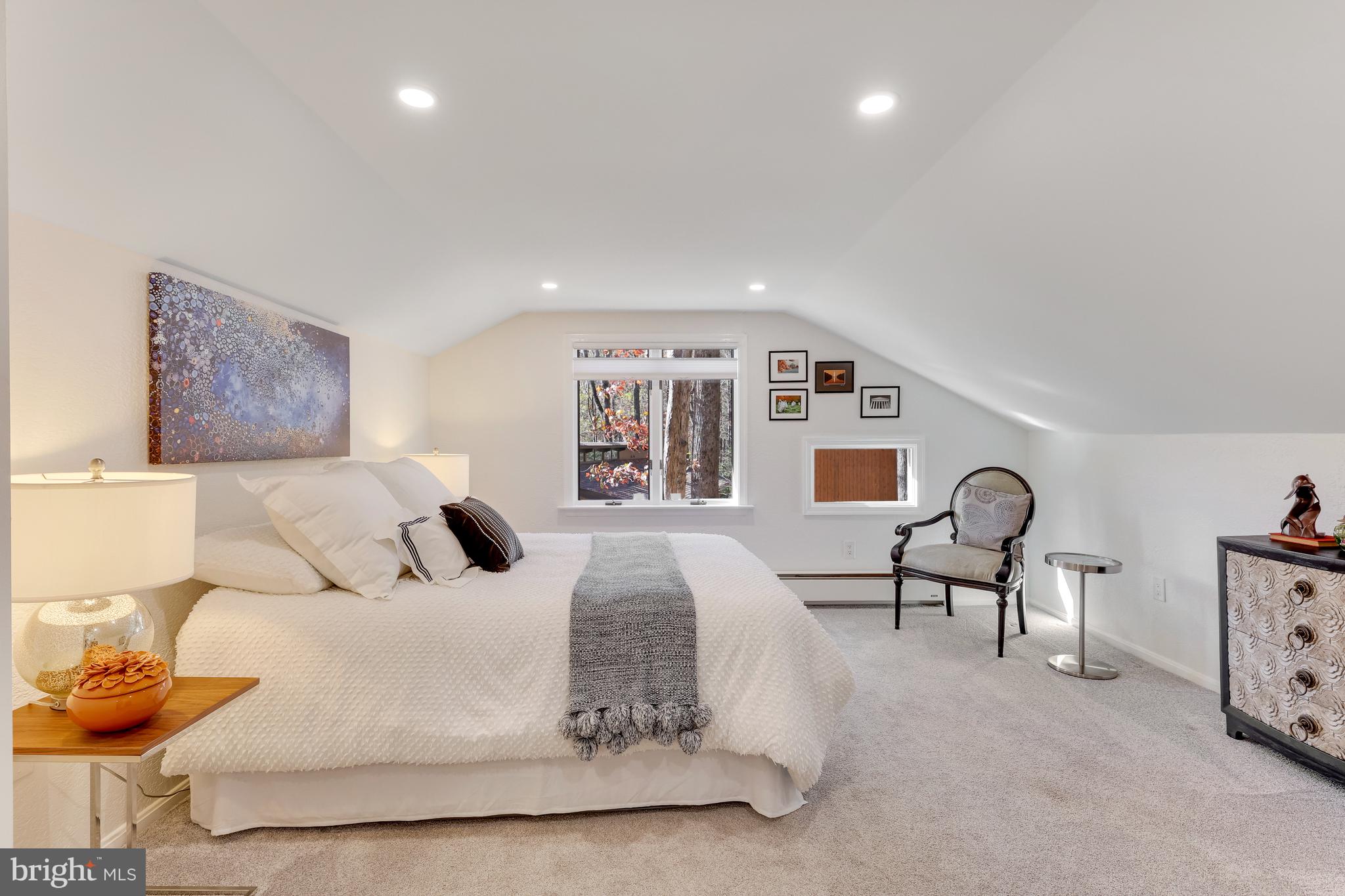 RESTON - Residential