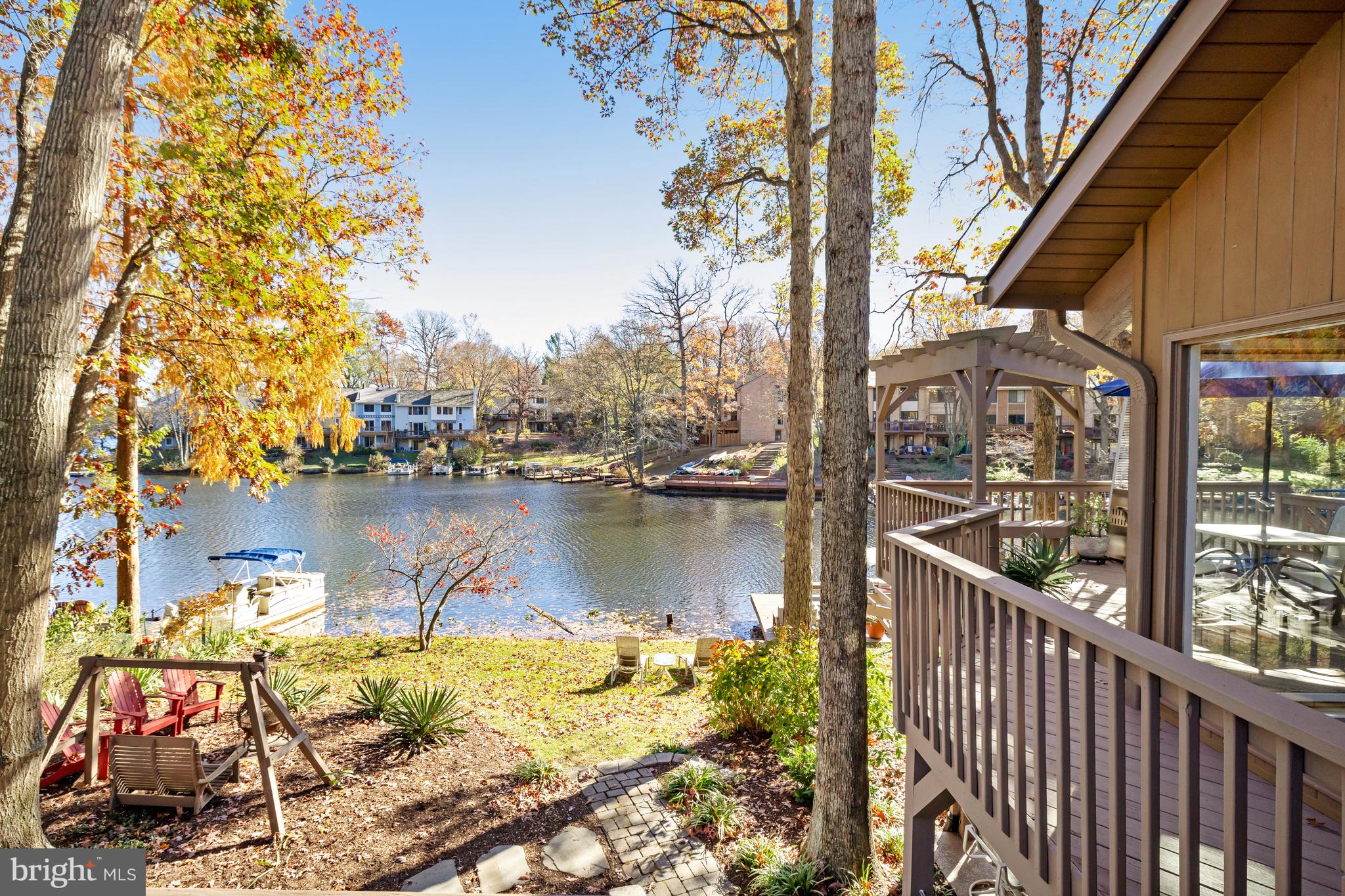 RESTON - Residential