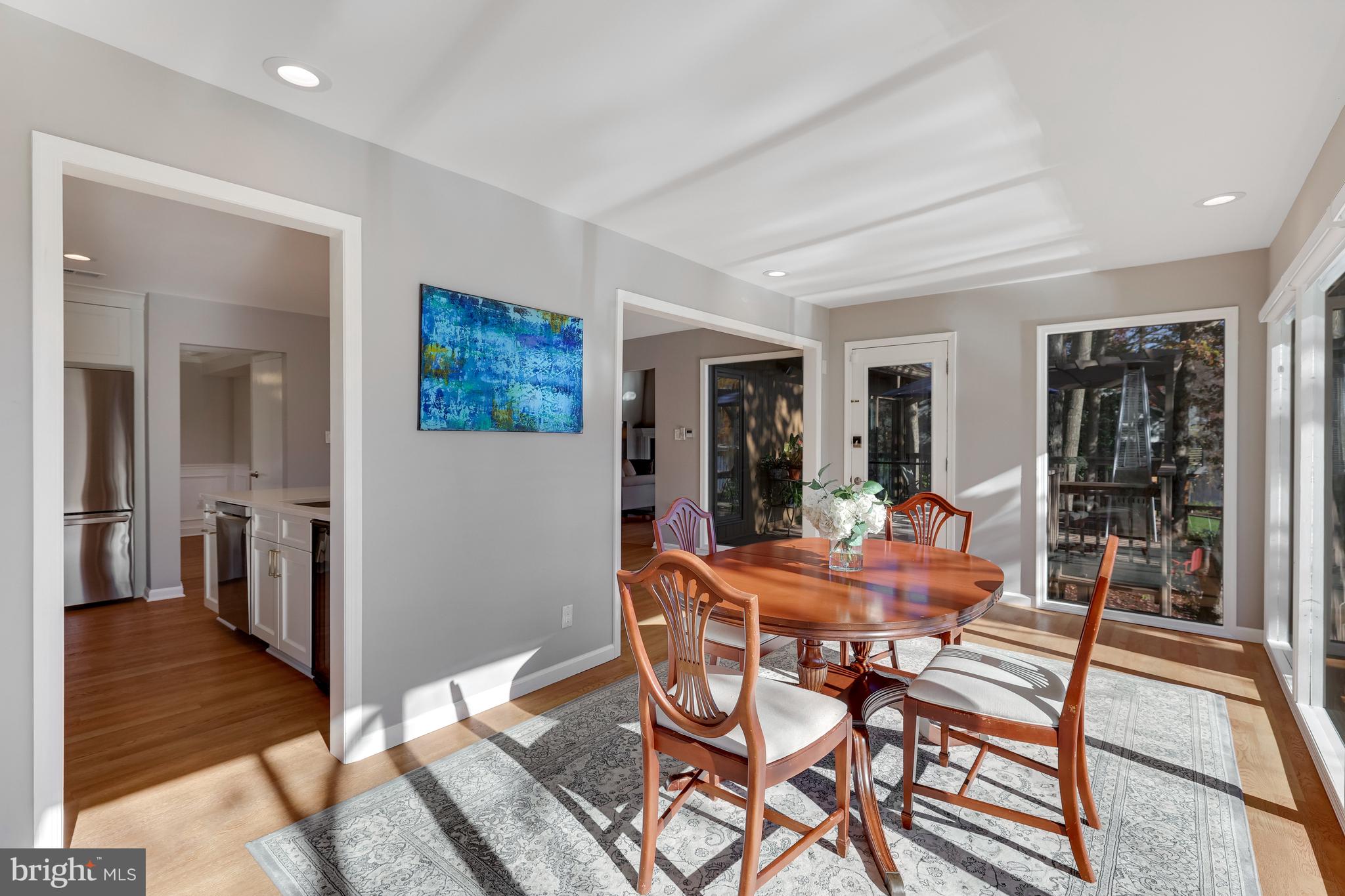 RESTON - Residential