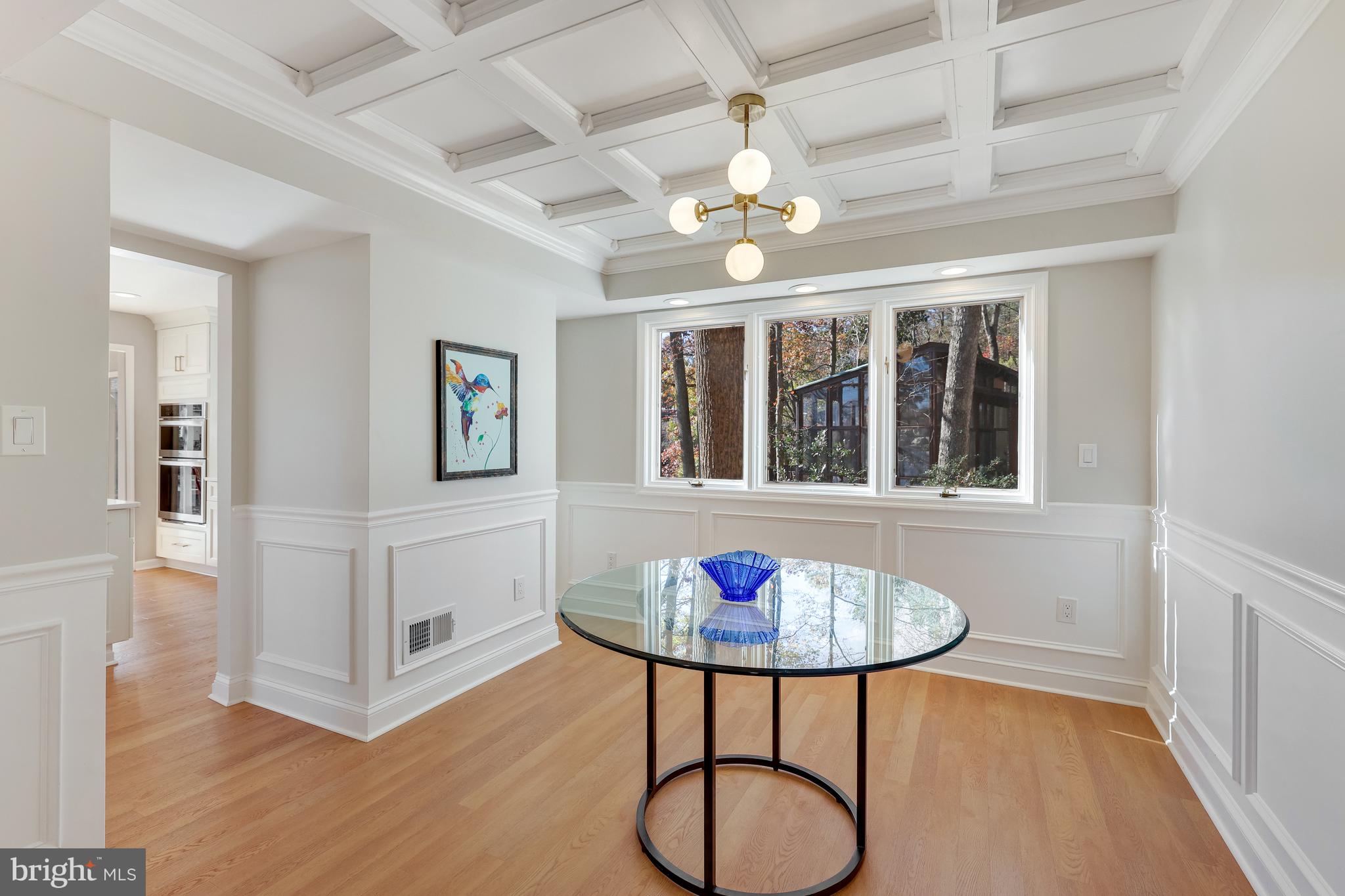 RESTON - Residential