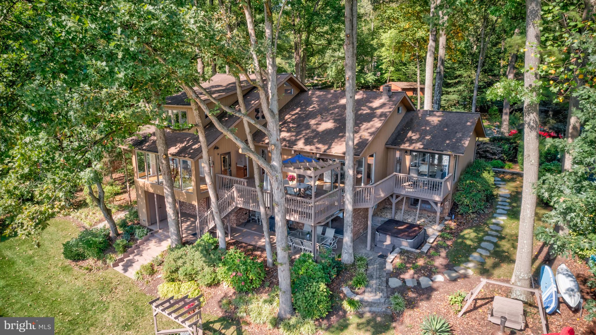 RESTON - Residential