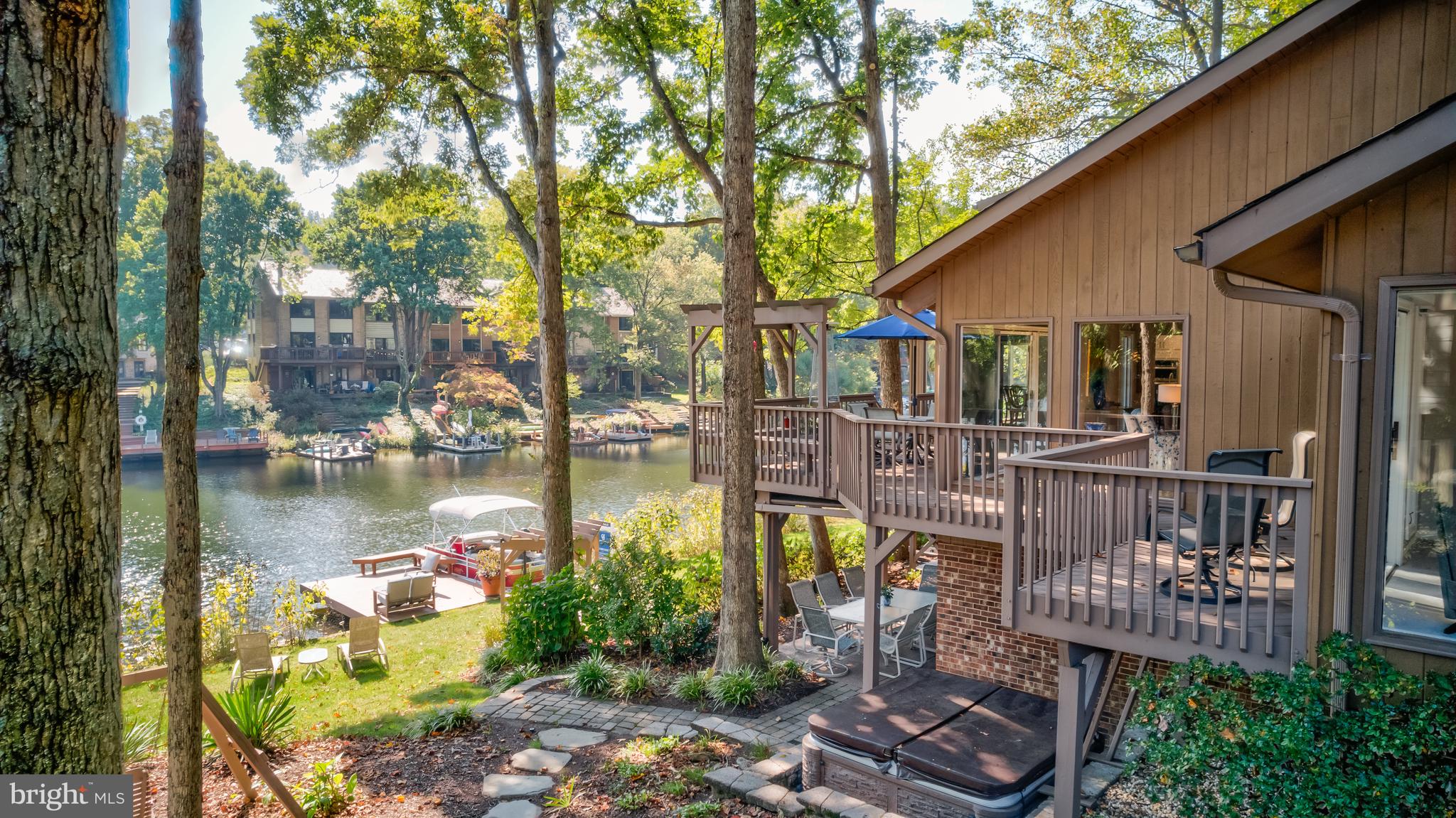 RESTON - Residential