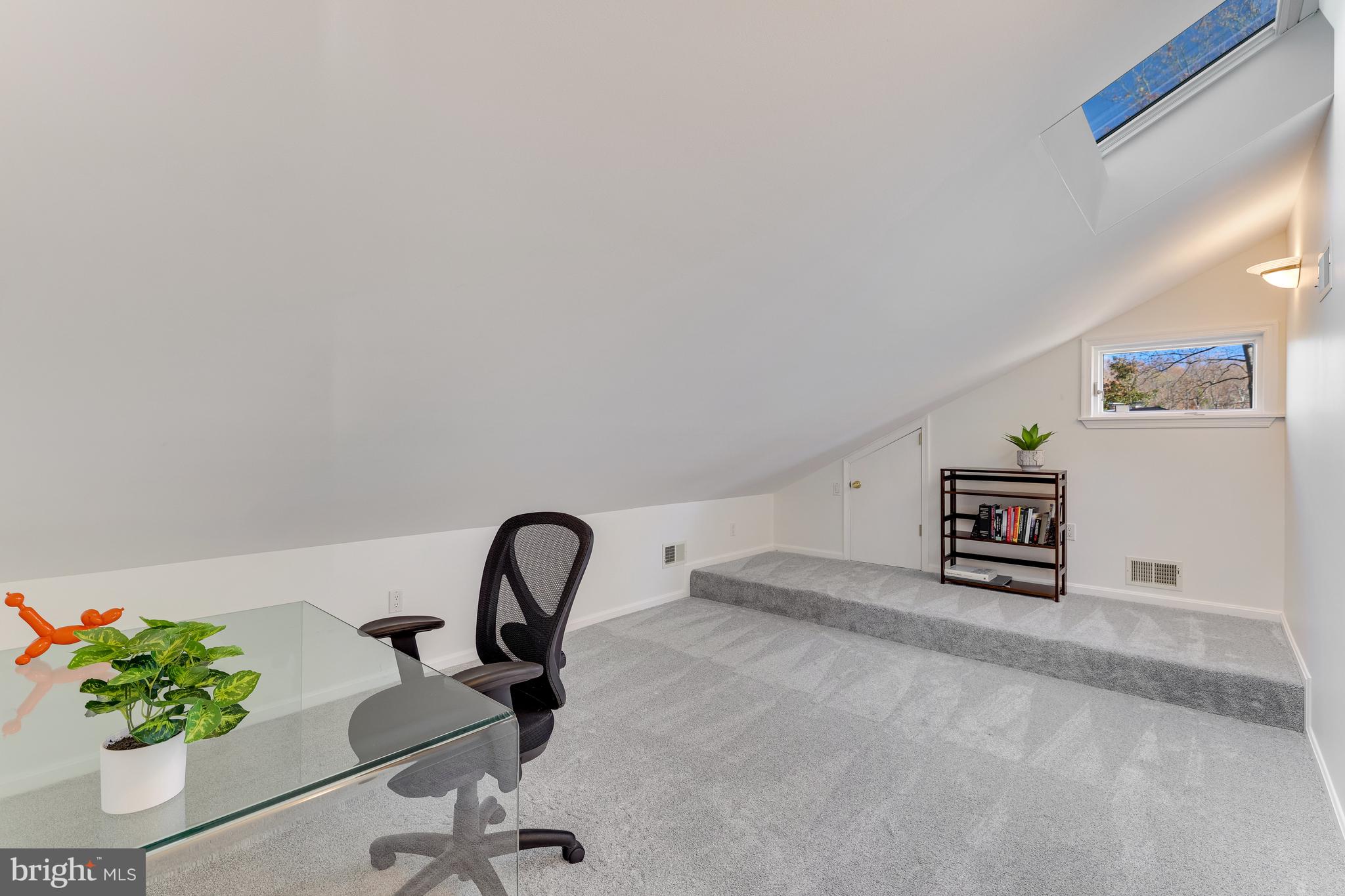 RESTON - Residential