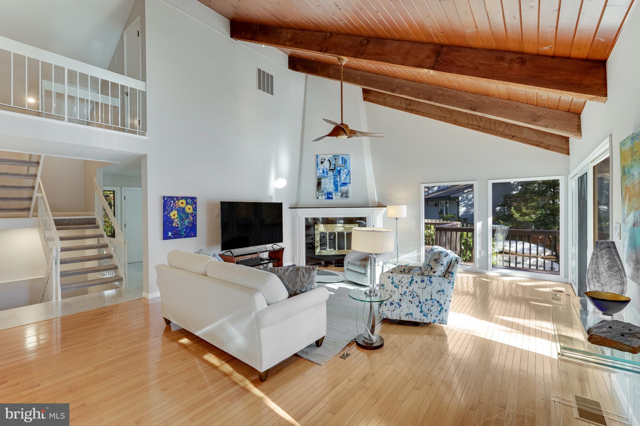 RESTON - Residential