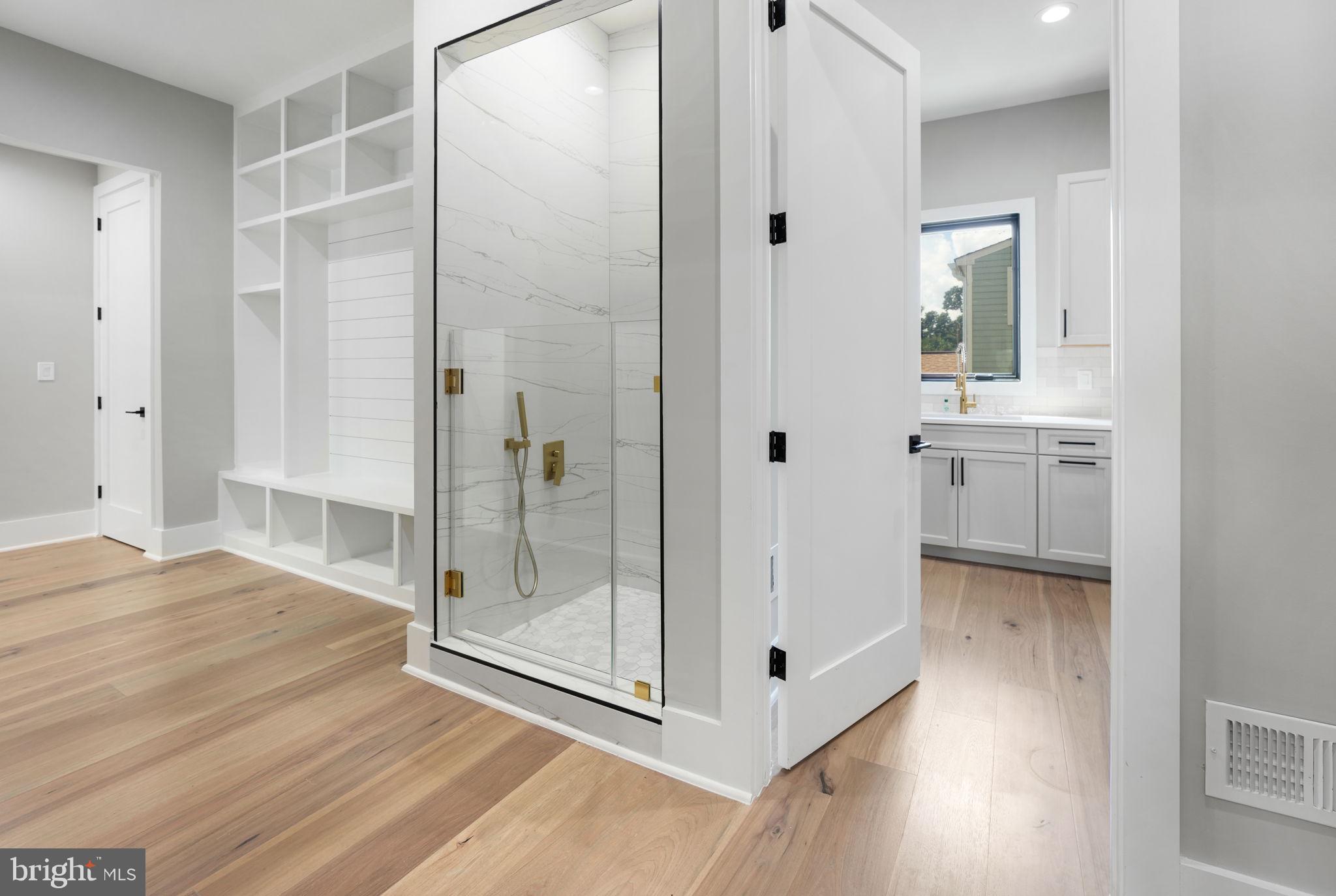 DRANESVILLE - Residential