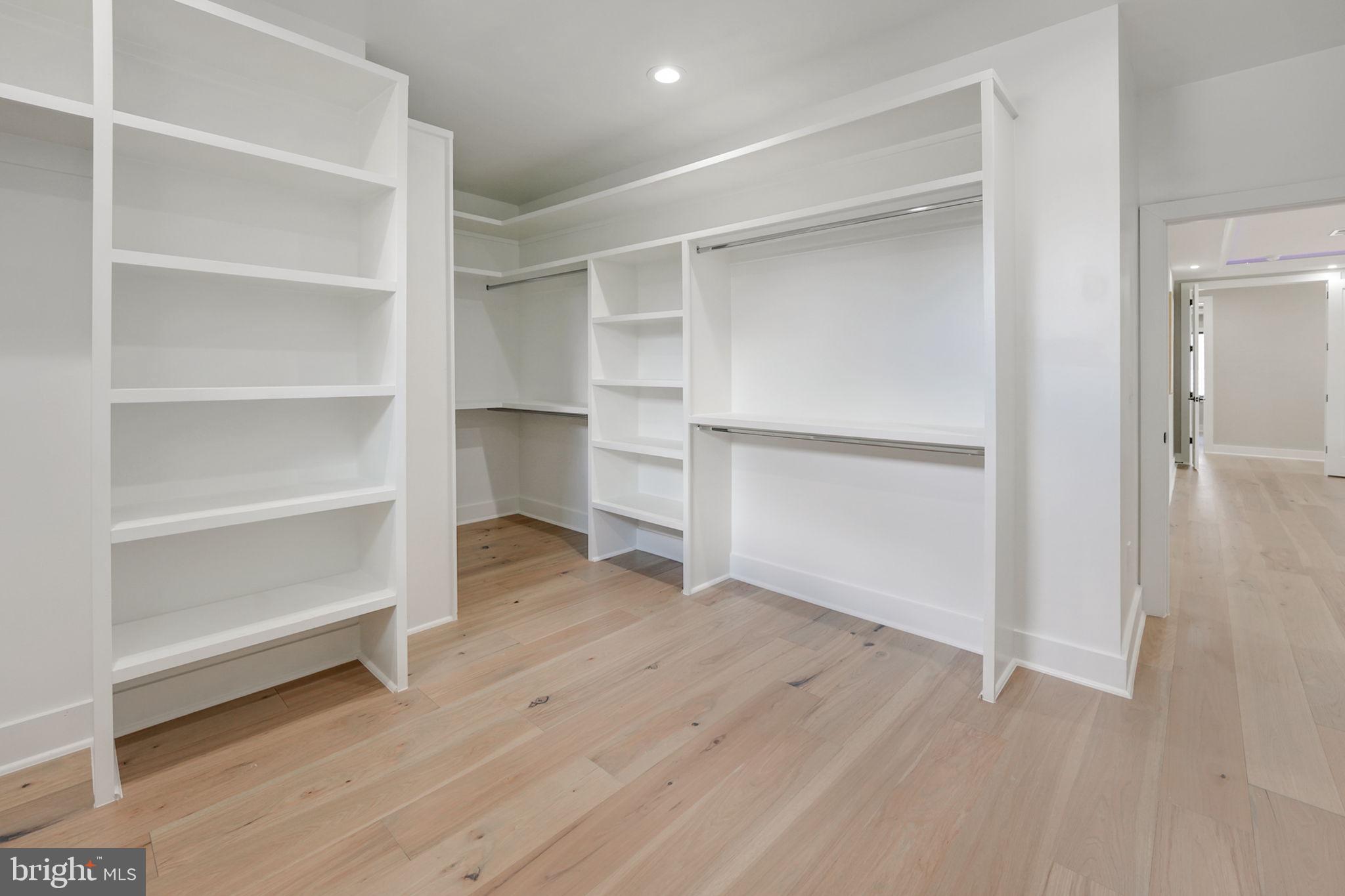 DRANESVILLE - Residential