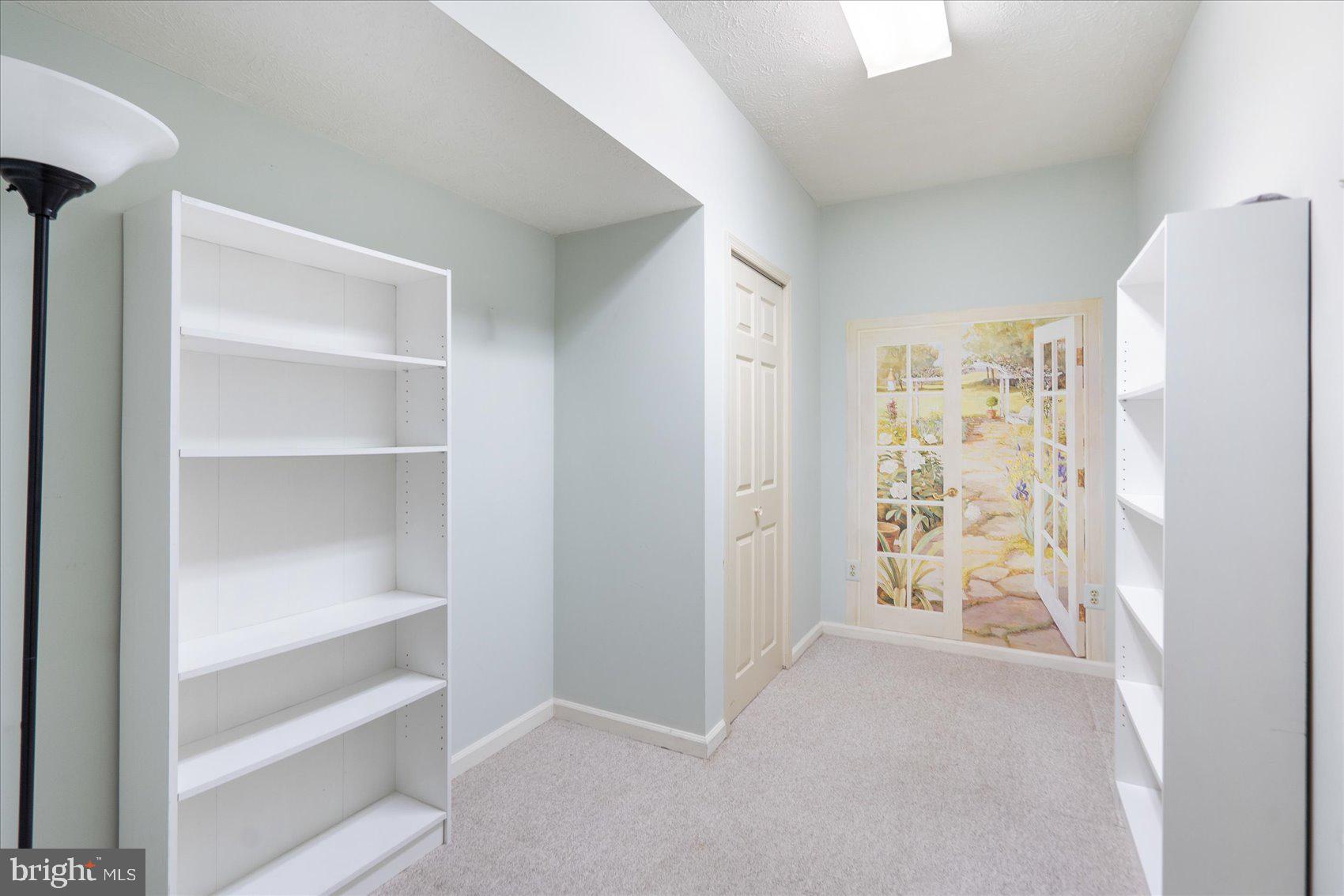 DORSEY HALL - Residential