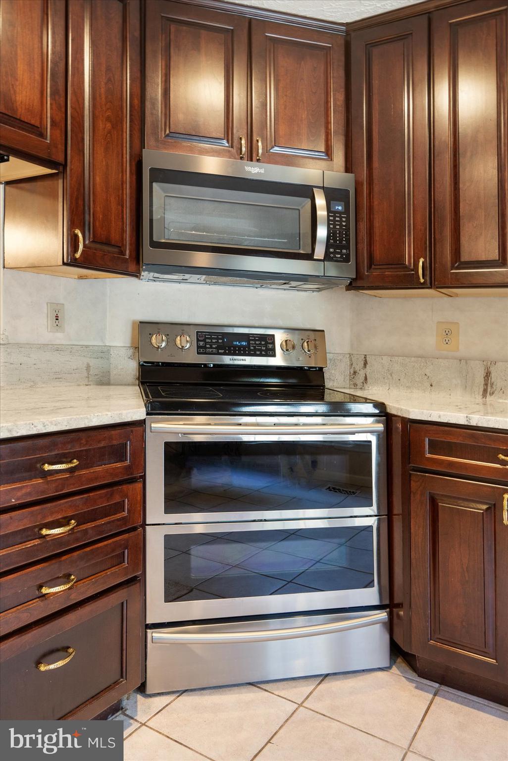 DORSEY HALL - Residential