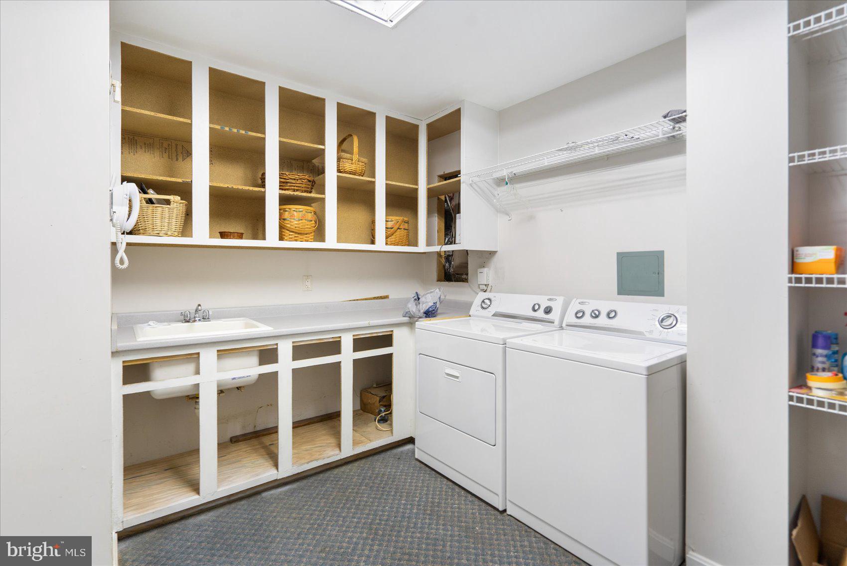 DORSEY HALL - Residential